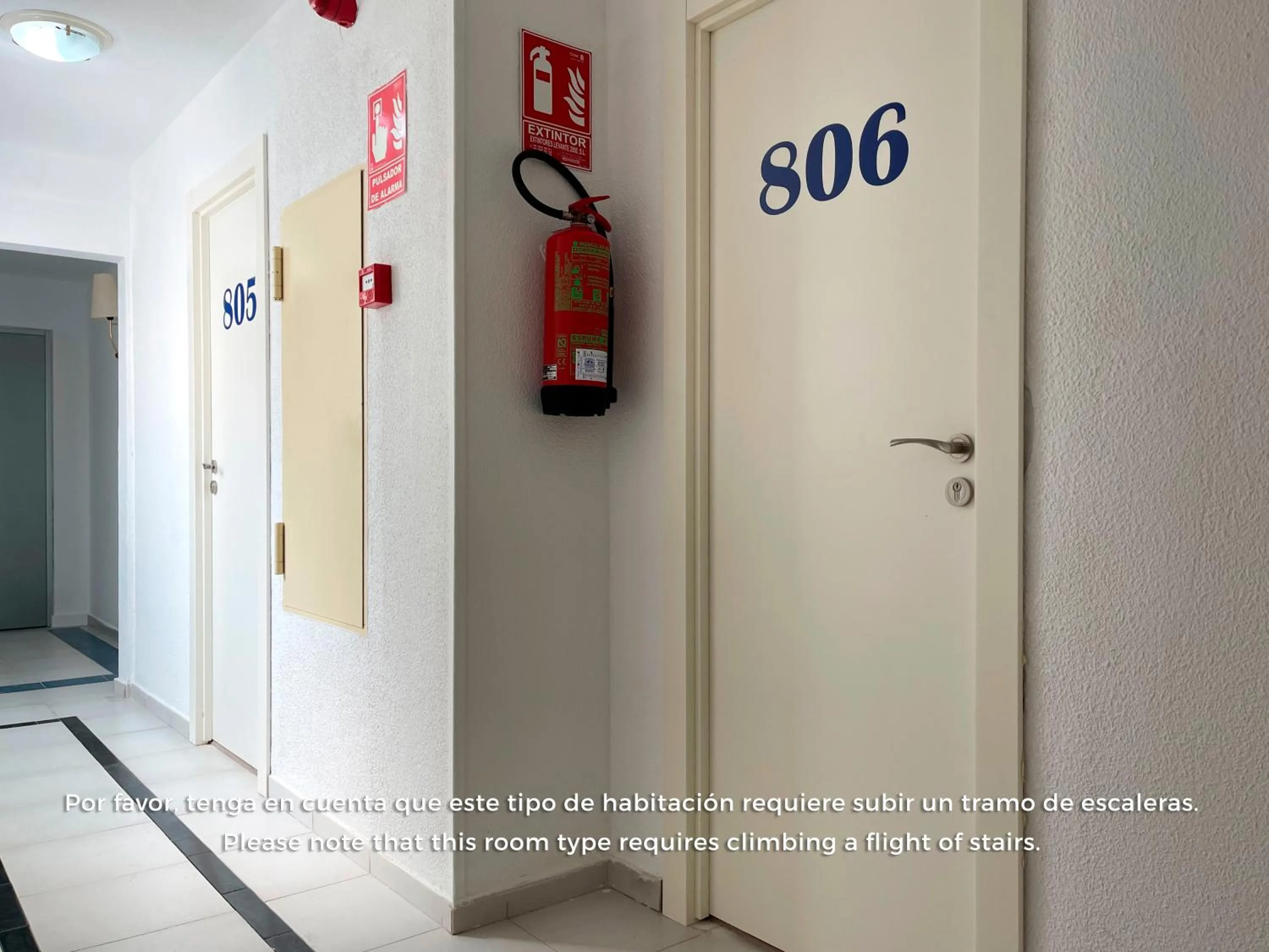 Decorative detail in Hotel Flats Friends Mar Blau