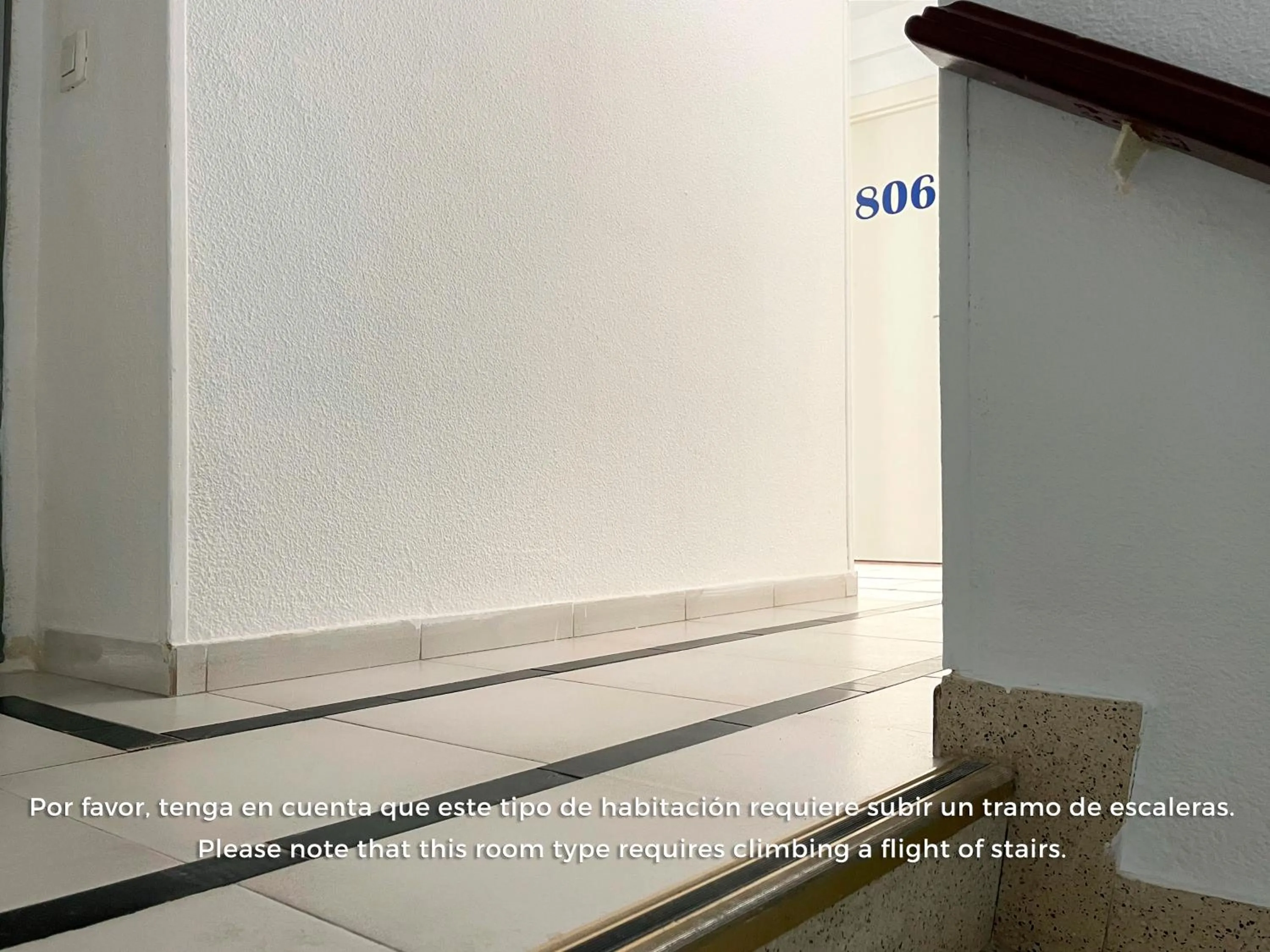 Decorative detail in Hotel Flats Friends Mar Blau