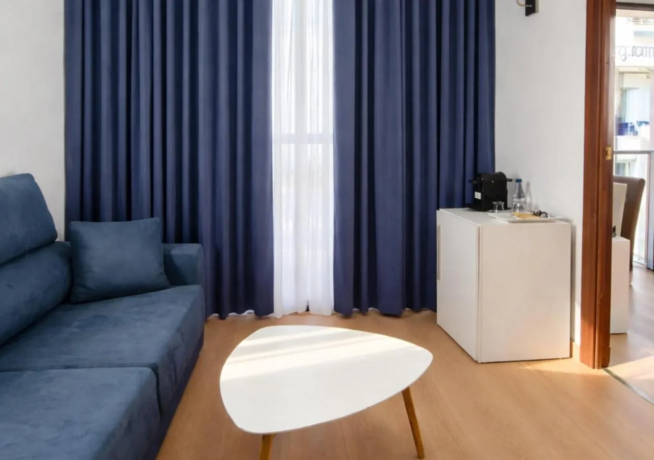 Living room in Hotel Avenida