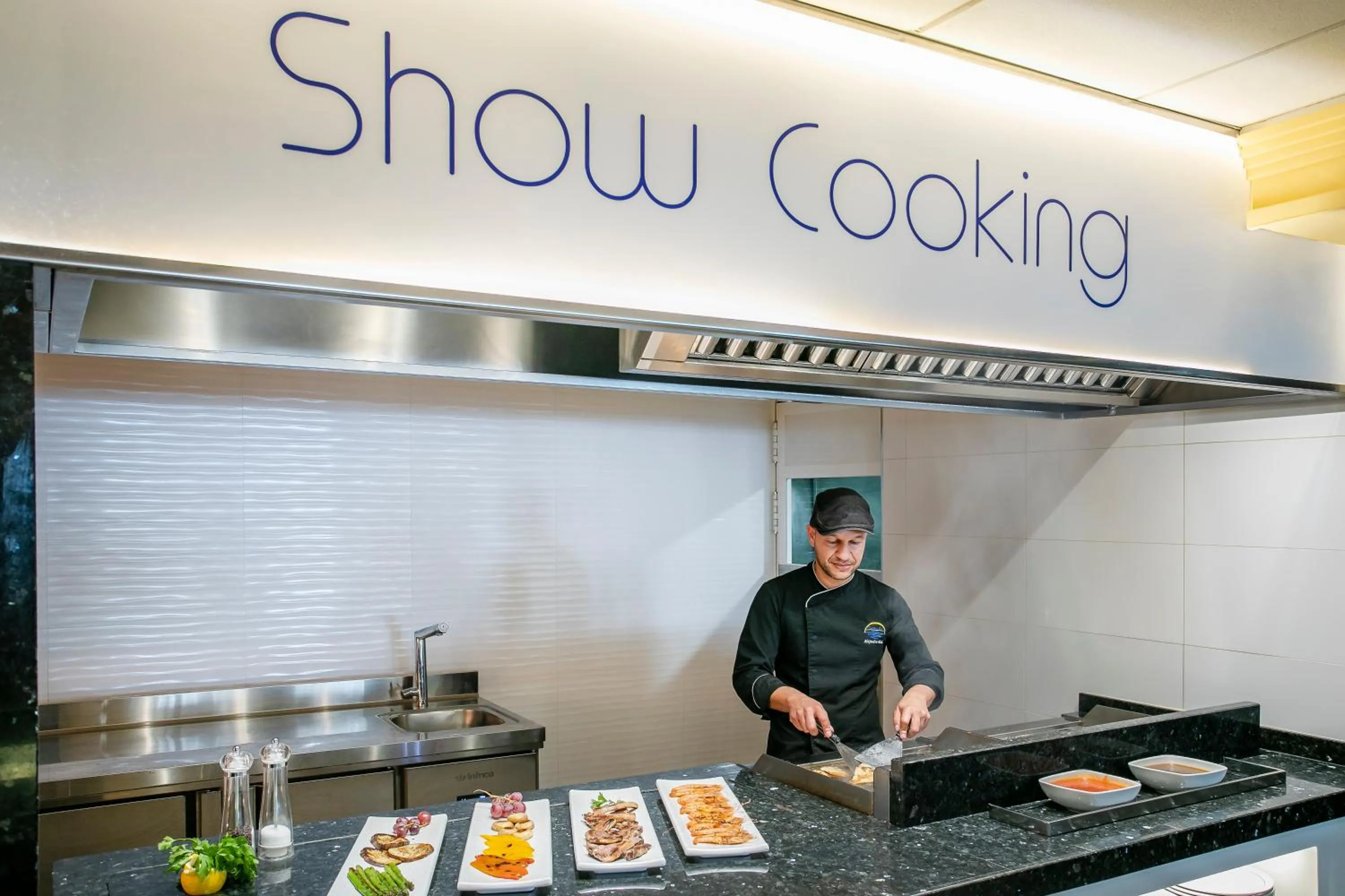 Restaurant/places to eat in Hotel Avenida