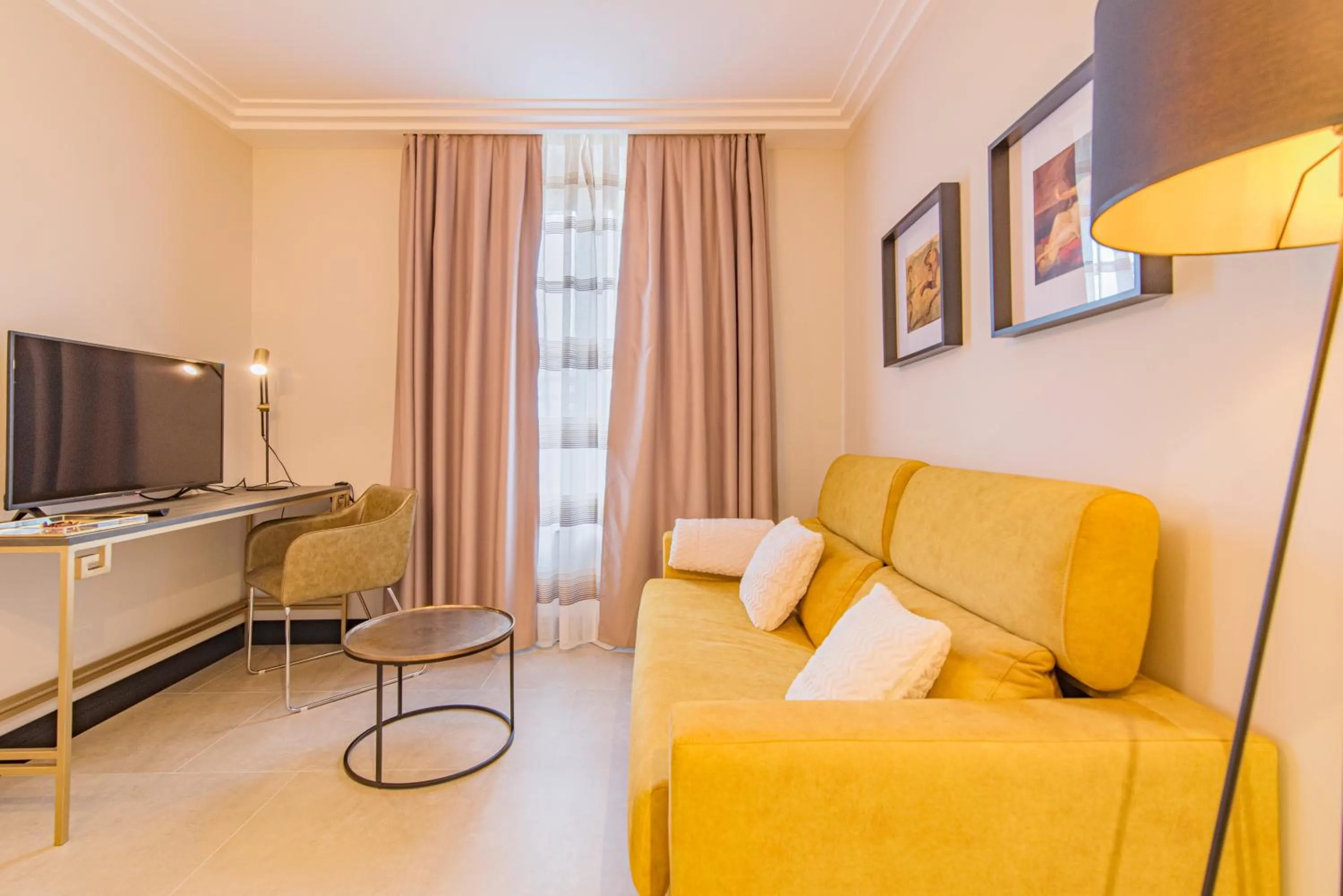 TV and multimedia in VESCI FAVENTIA