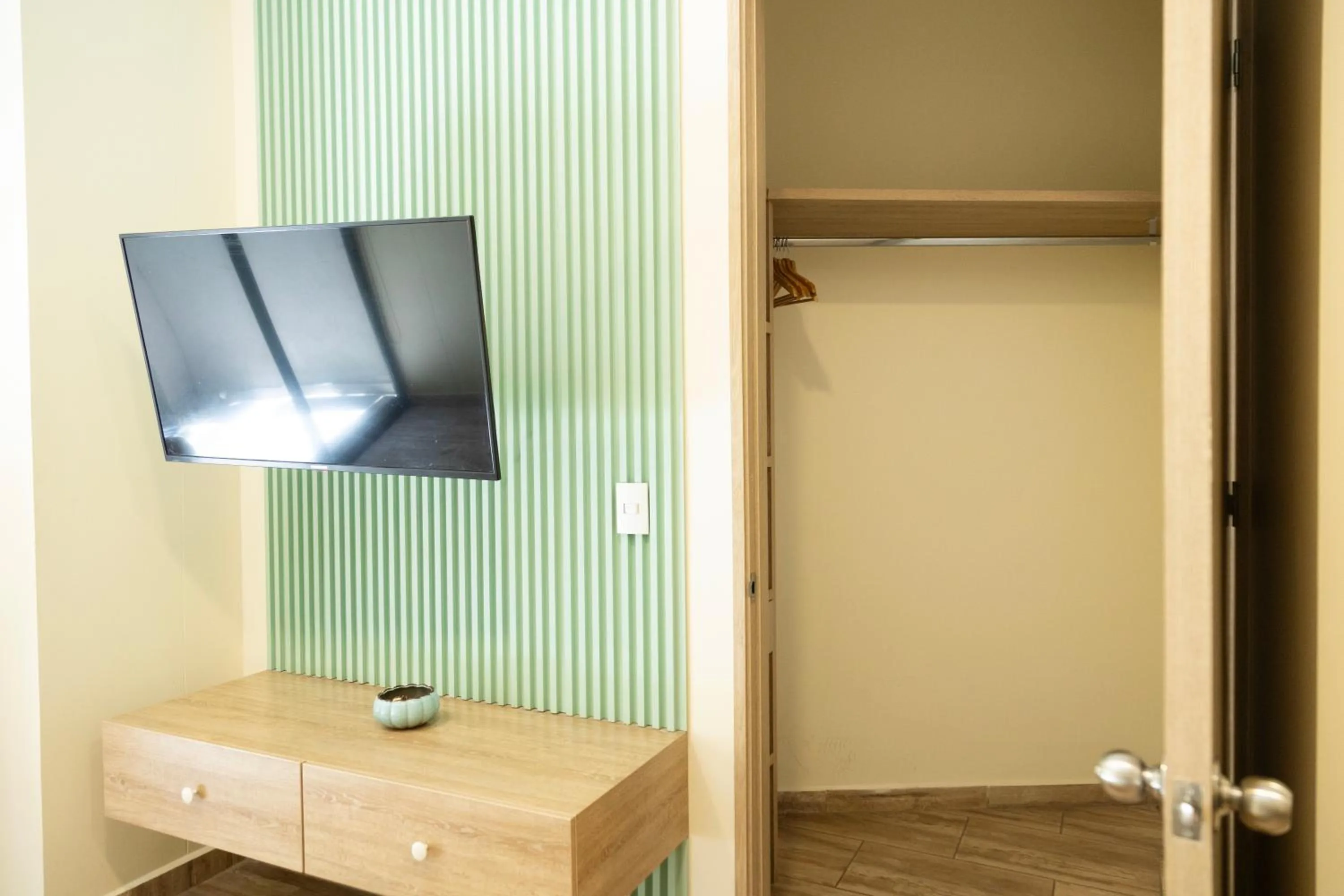 TV and multimedia in Mythical Hotel Boutique