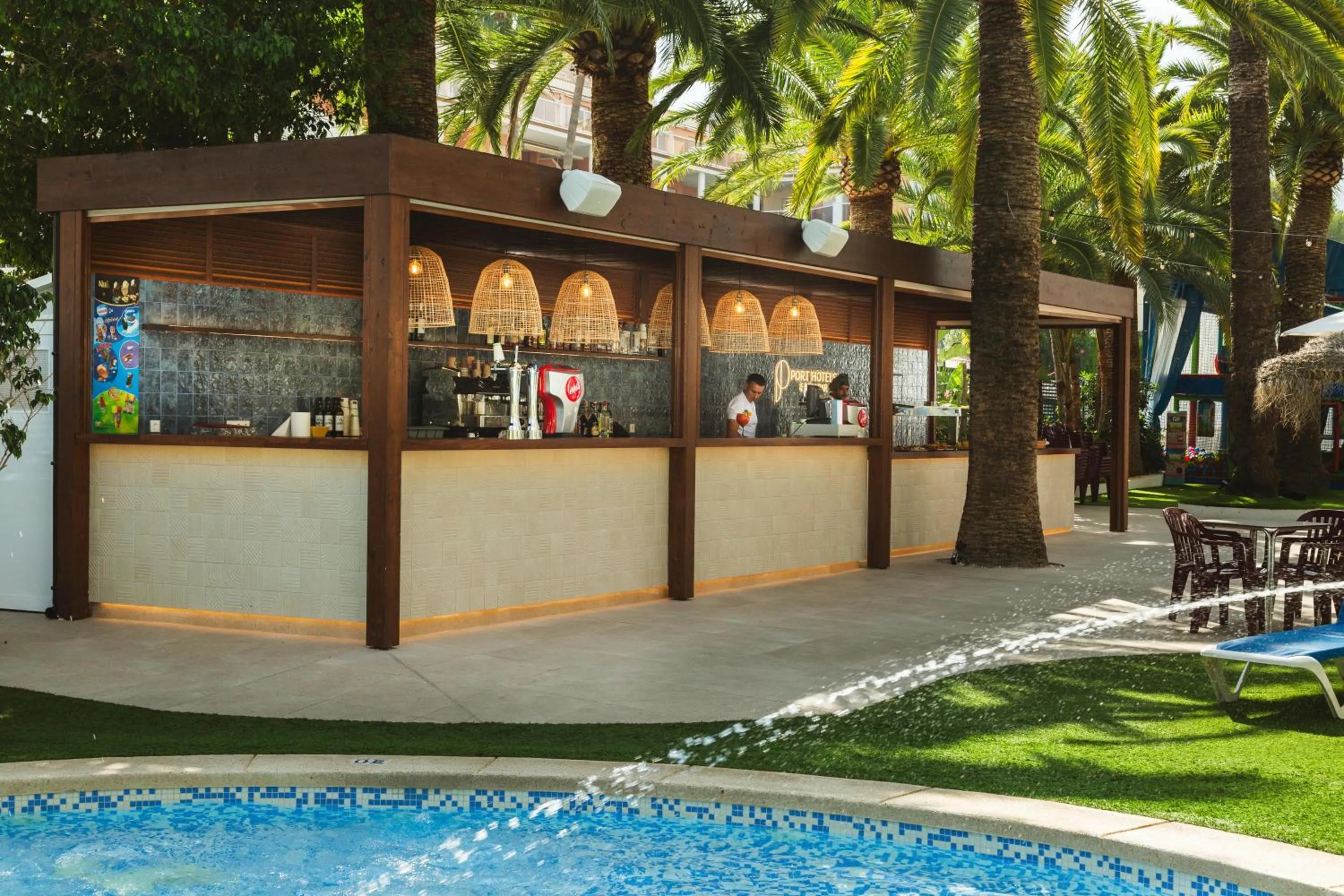 Swimming pool in Port Denia