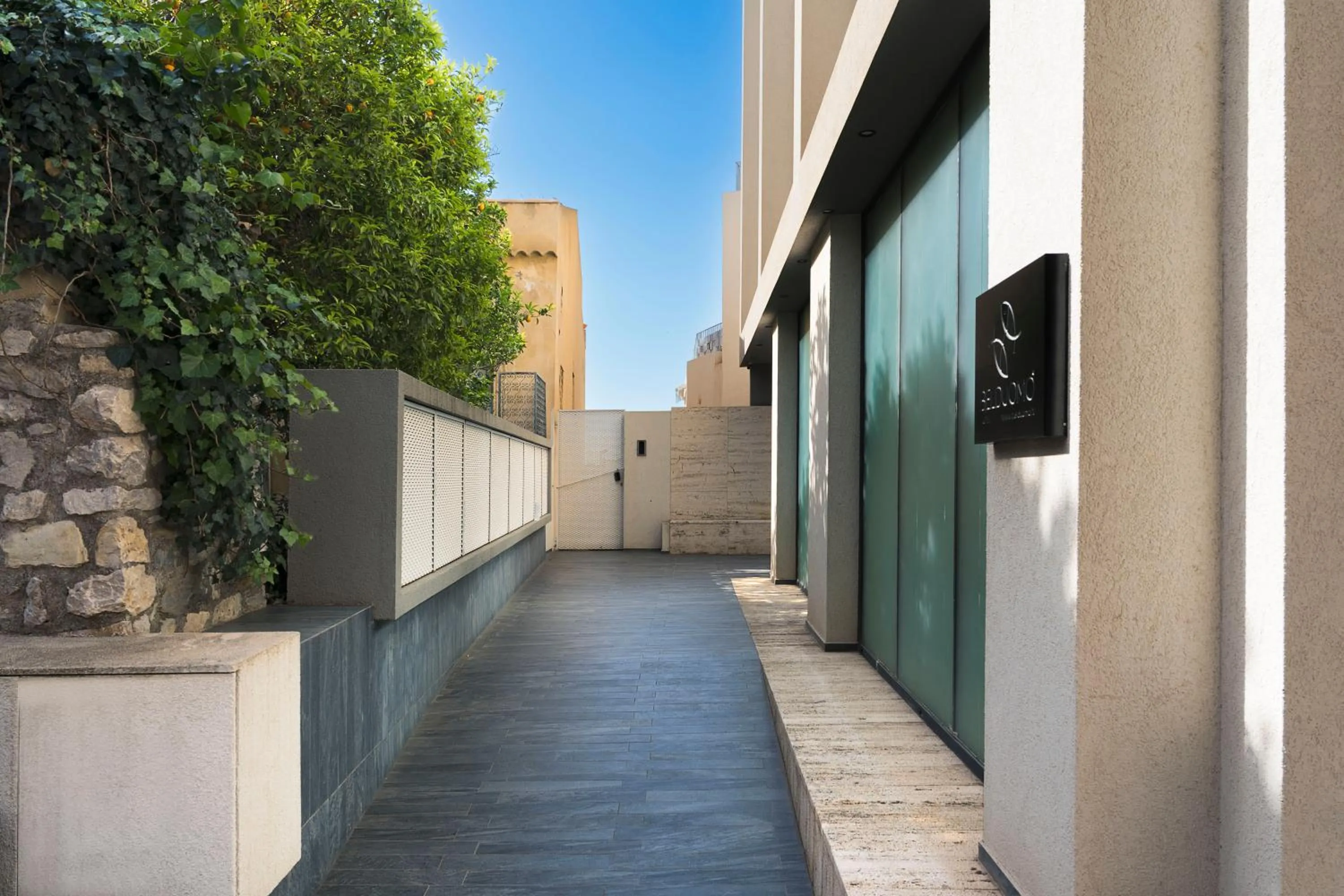 Property building in Belduomo