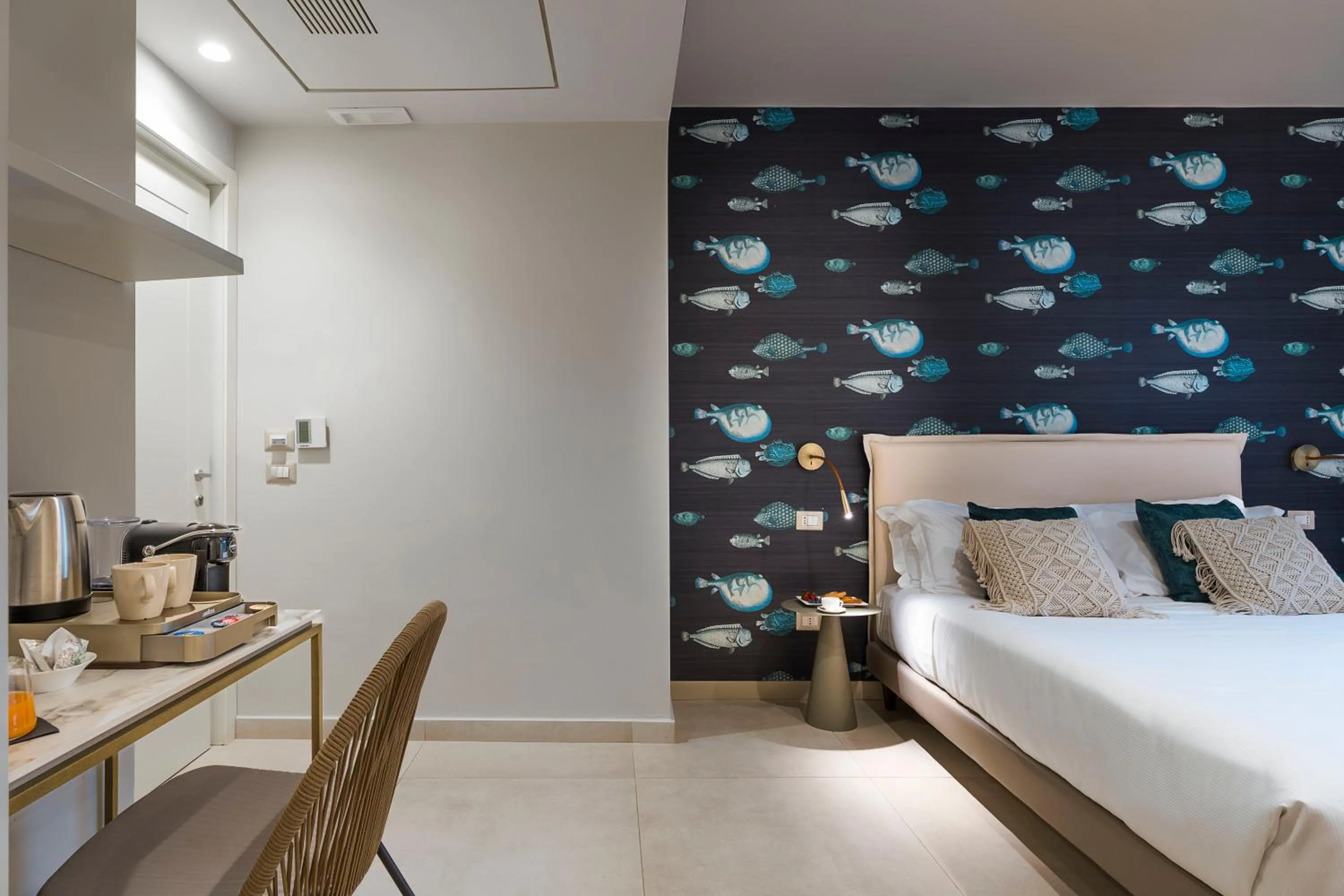 Photo of the whole room, Bed in Belduomo