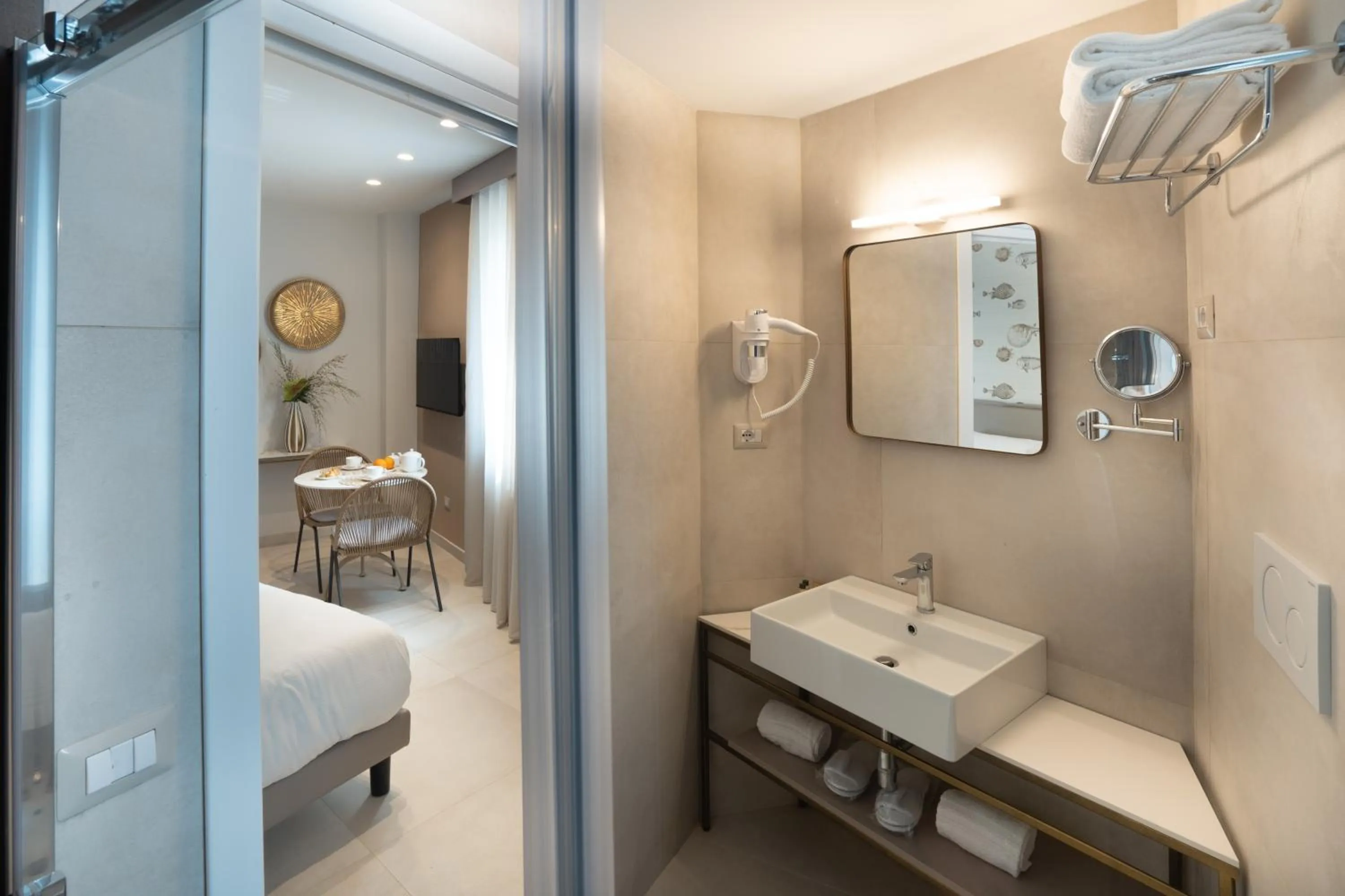 Photo of the whole room, Bed in Belduomo