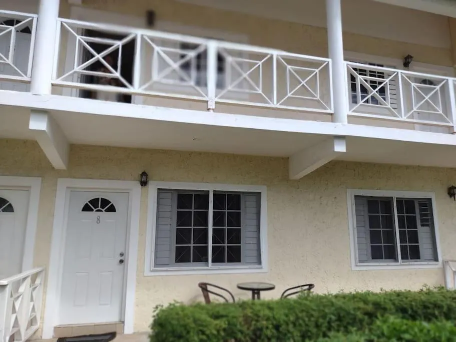 Property building in Club Caribbean Apartments