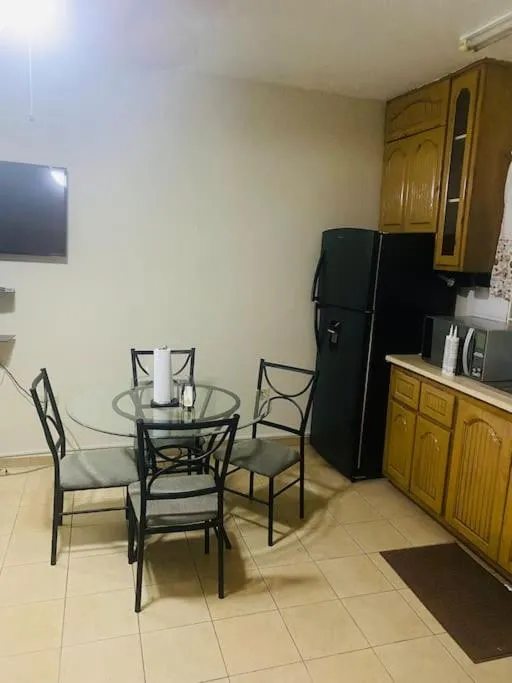 Kitchen or kitchenette in Club Caribbean Apartments
