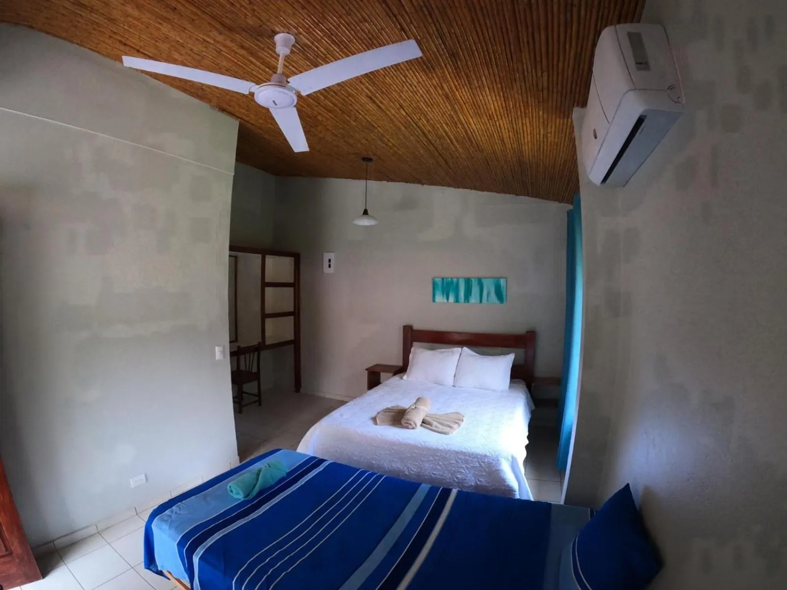 Bathroom, Bed in El Sueno Tropical