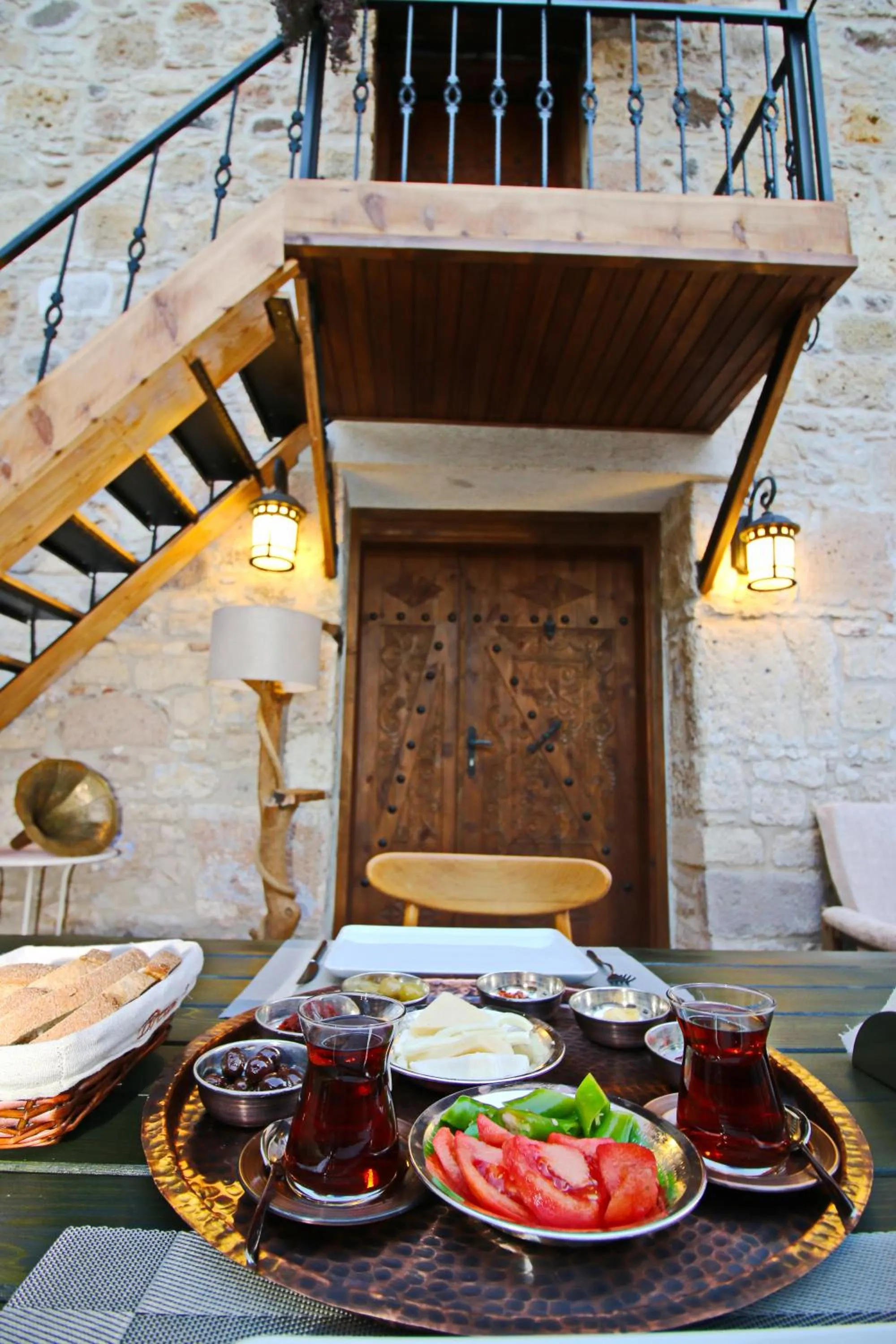 Restaurant/places to eat in Homeros Butik Otel