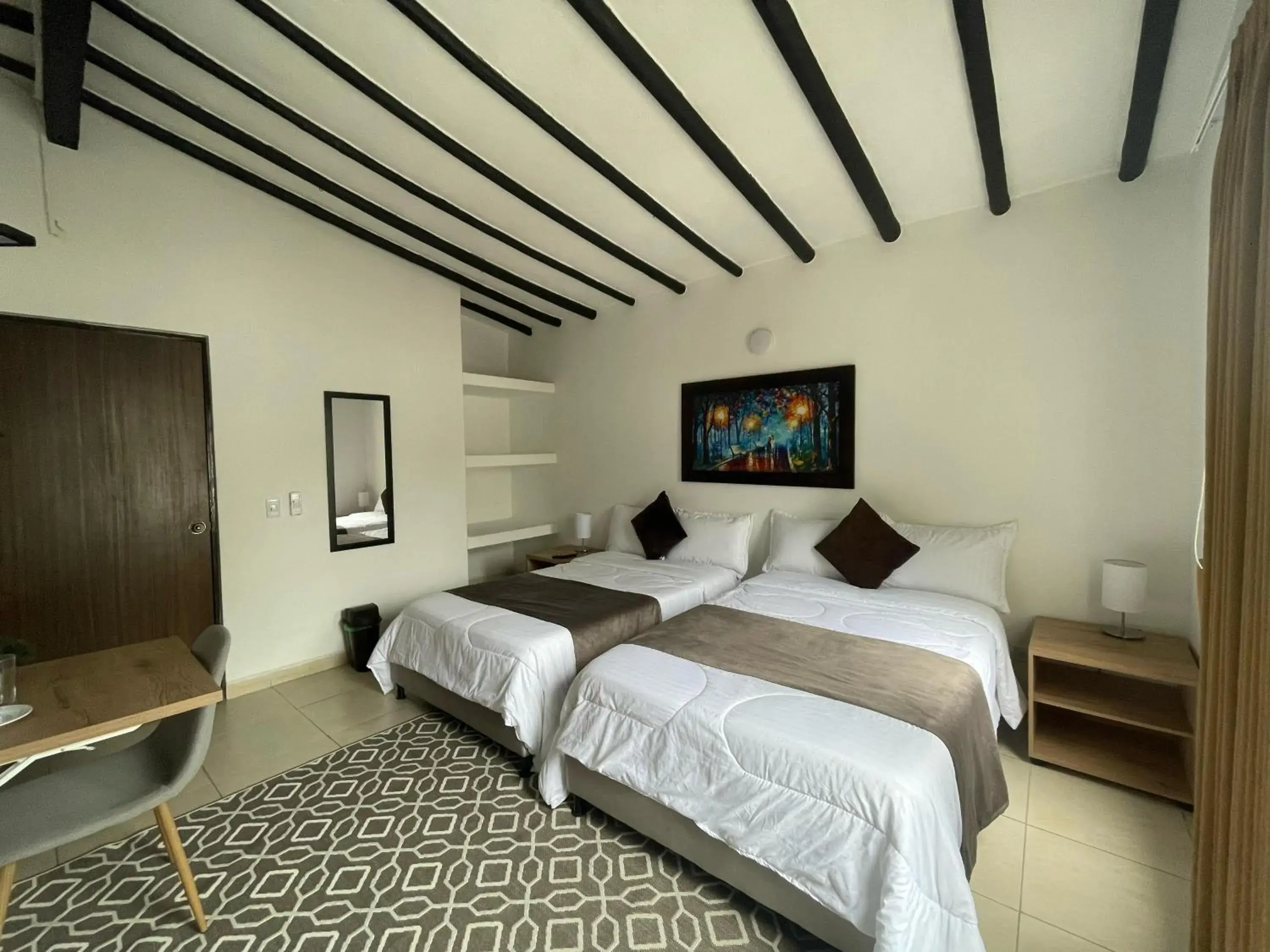 Superior Twin Room in Aguacatala Hotel Boutique Superior Twin Room in Aguacatala Hotel Boutique