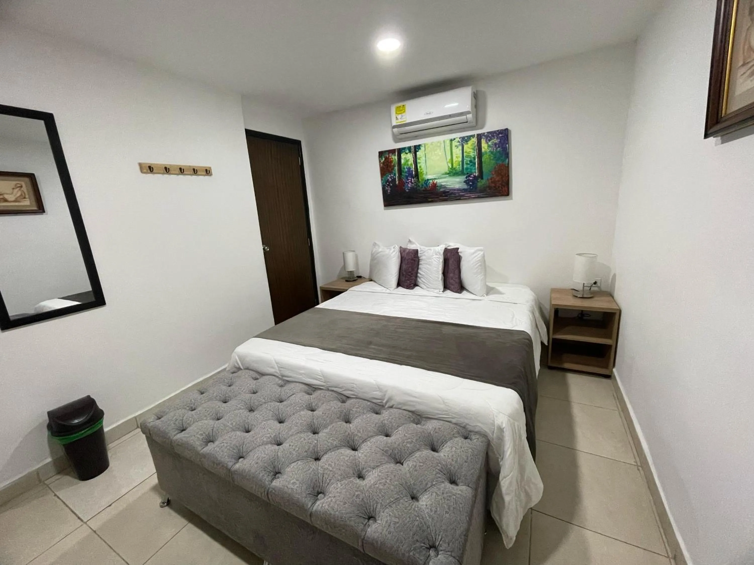 Photo of the whole room, Bed in Aguacatala Hotel Boutique