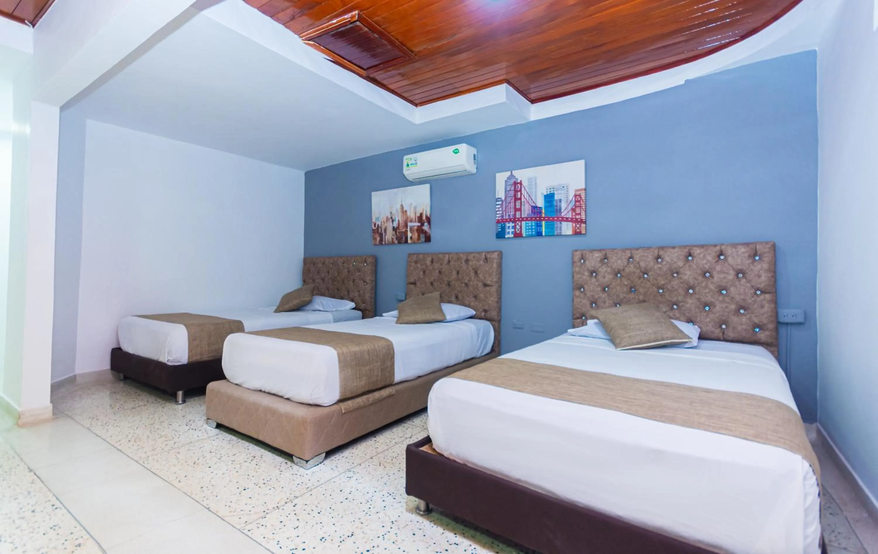 Bed in Hotel Med Suites 94