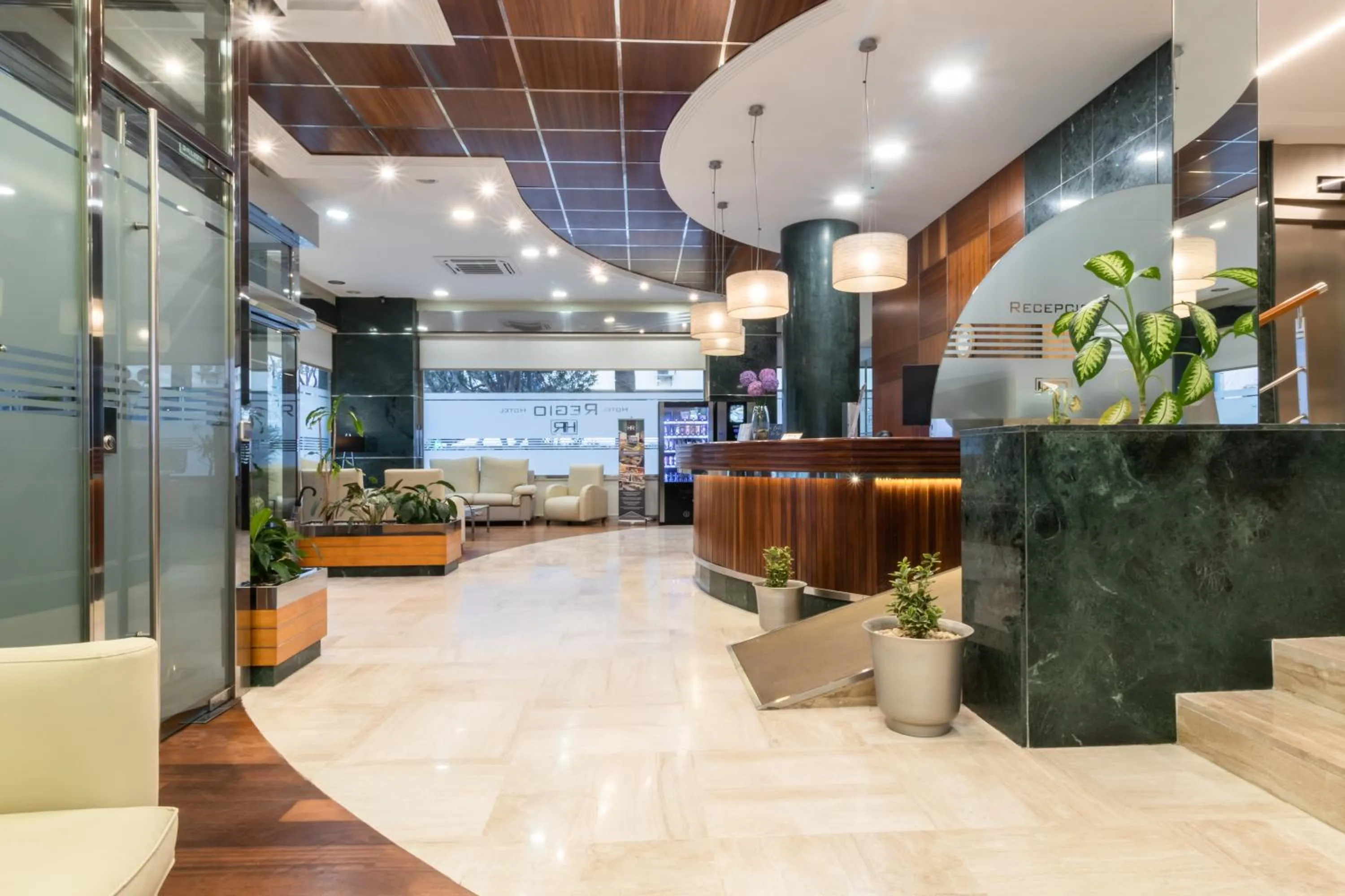 Lobby or reception in Hotel Regio Cádiz