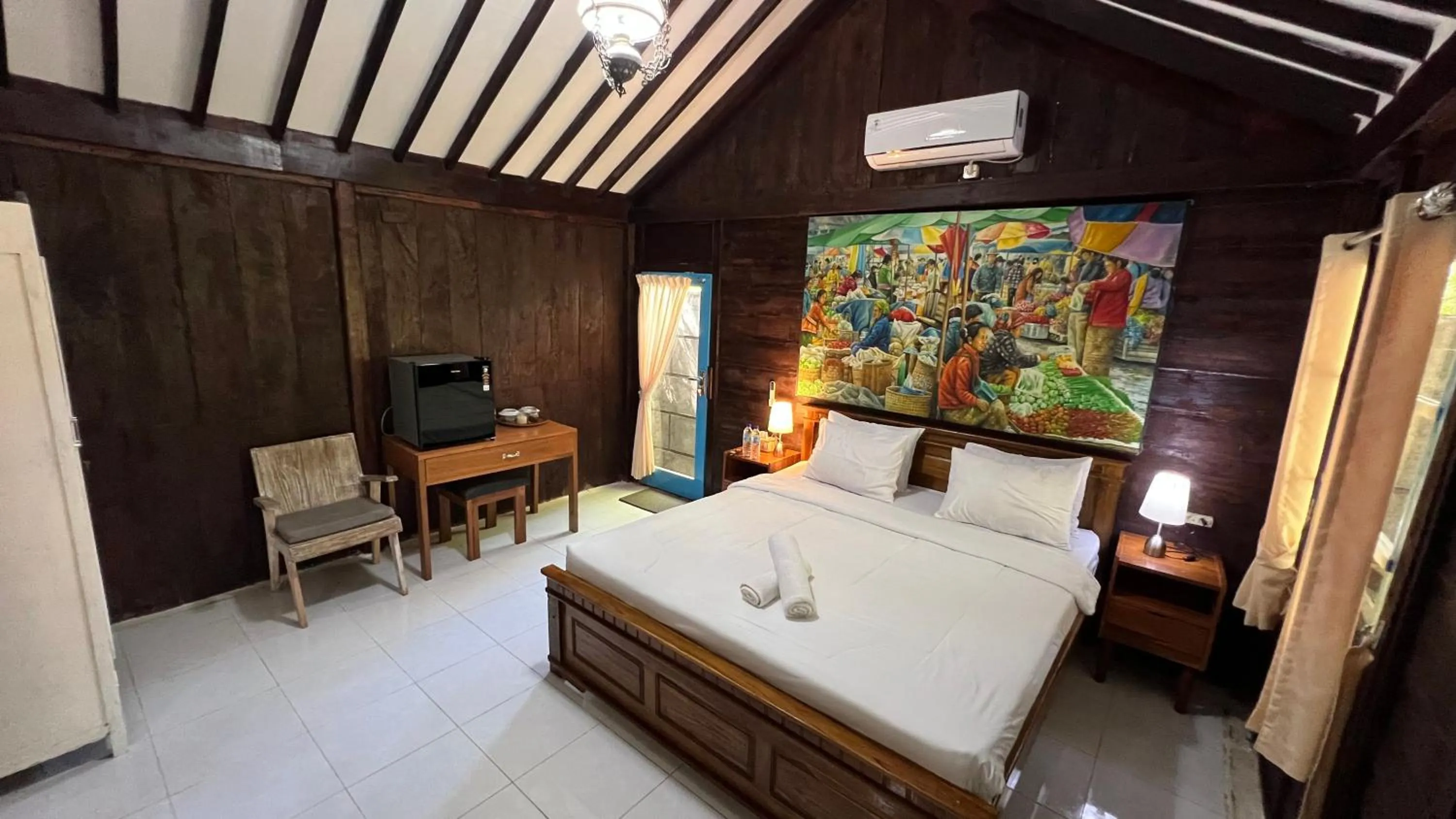 Bed in Tahlia's Villa