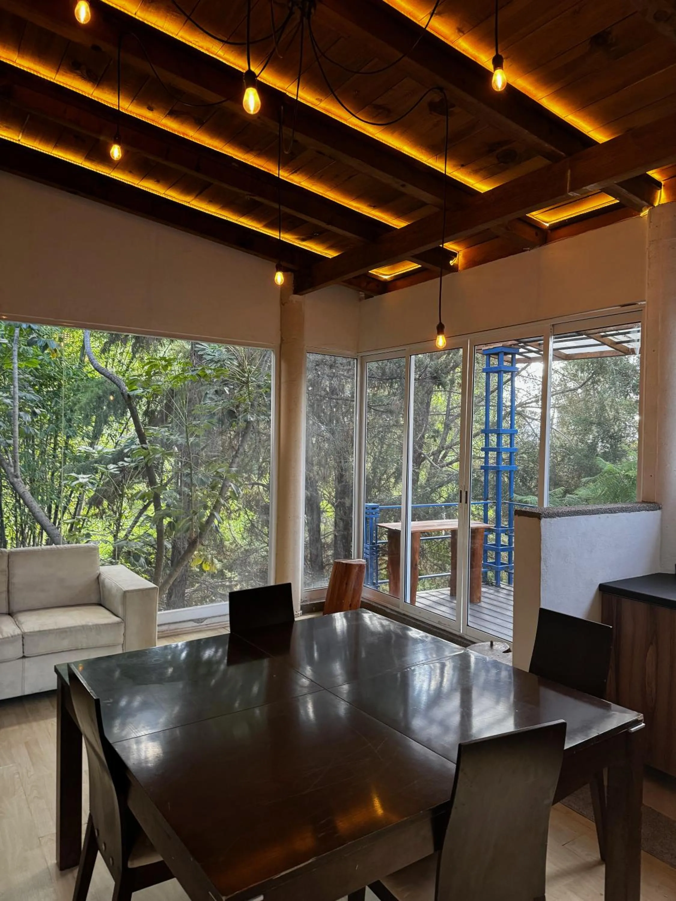 Magnolias Jardin & Boutique Suites