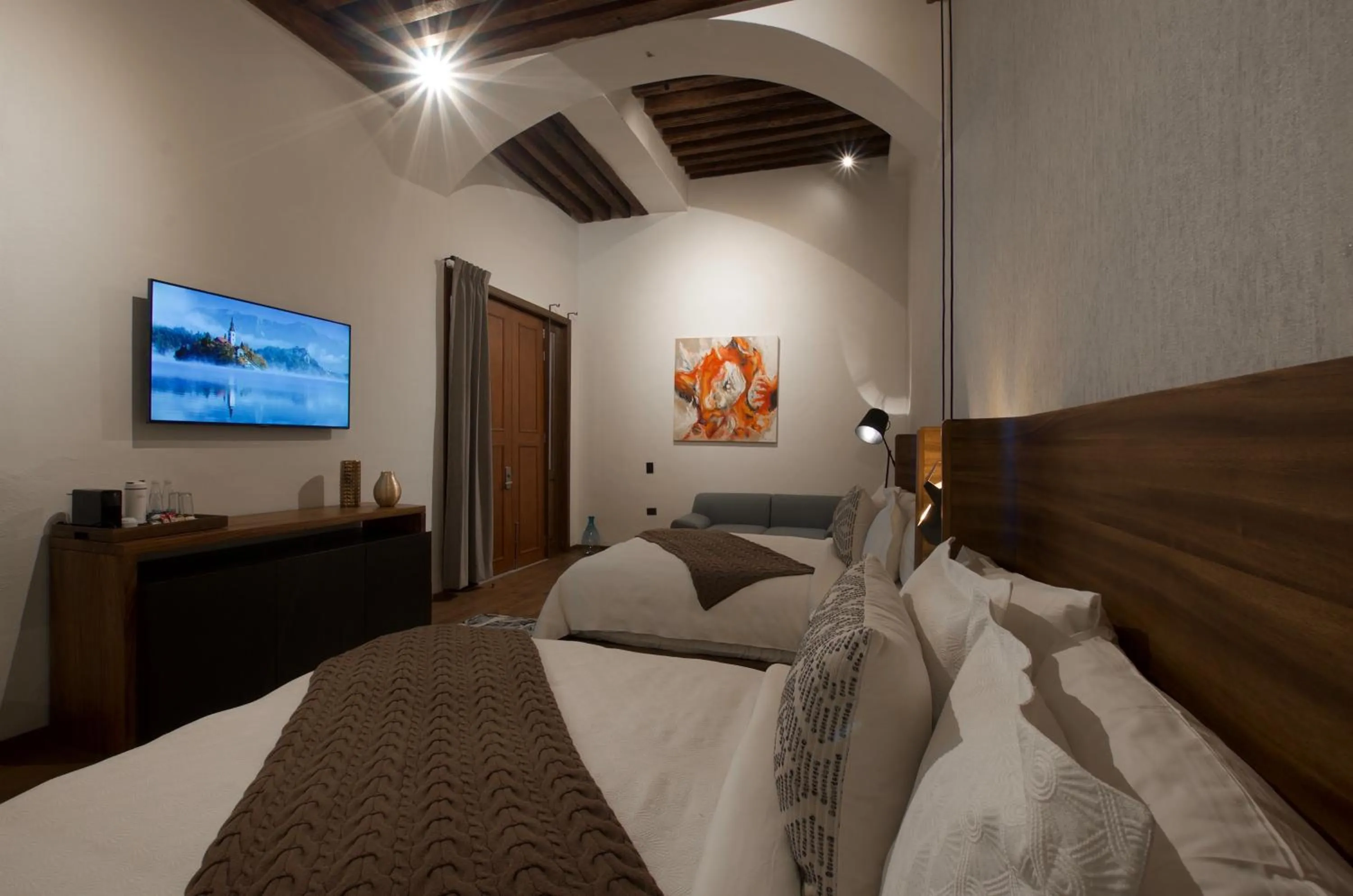 Photo of the whole room, Bed in Nueve 25 Hotel Boutique