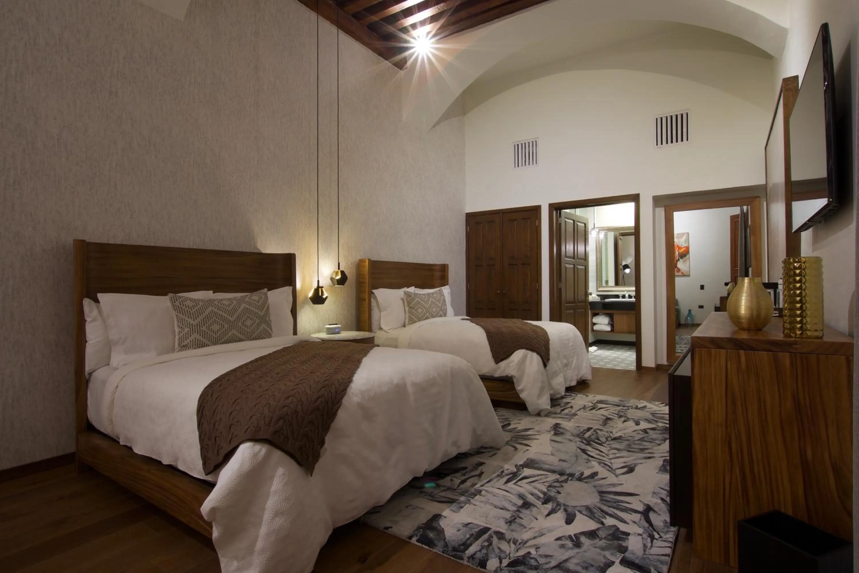 Photo of the whole room, Bed in Nueve 25 Hotel Boutique