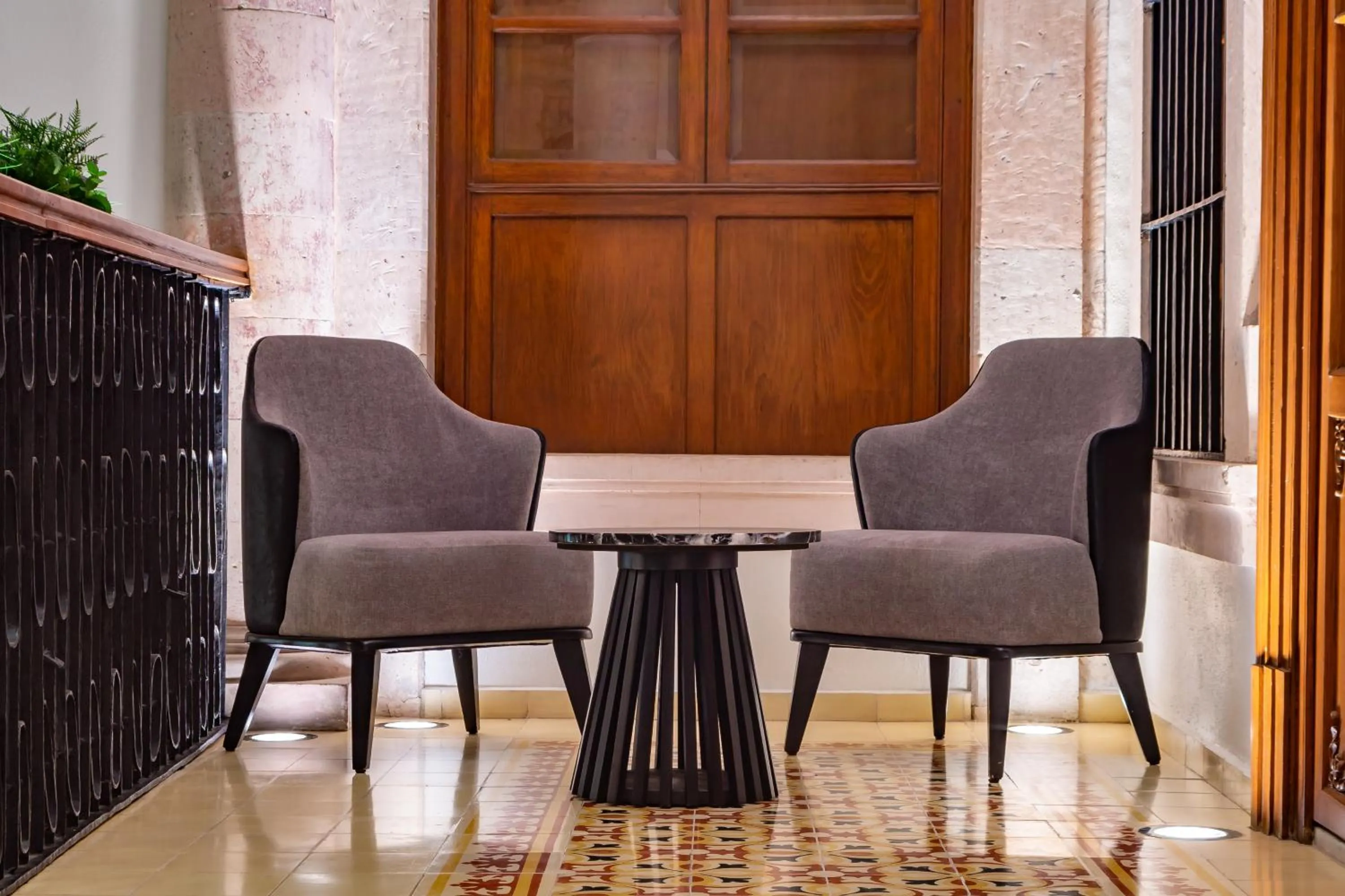 Seating area in Nueve 25 Hotel Boutique