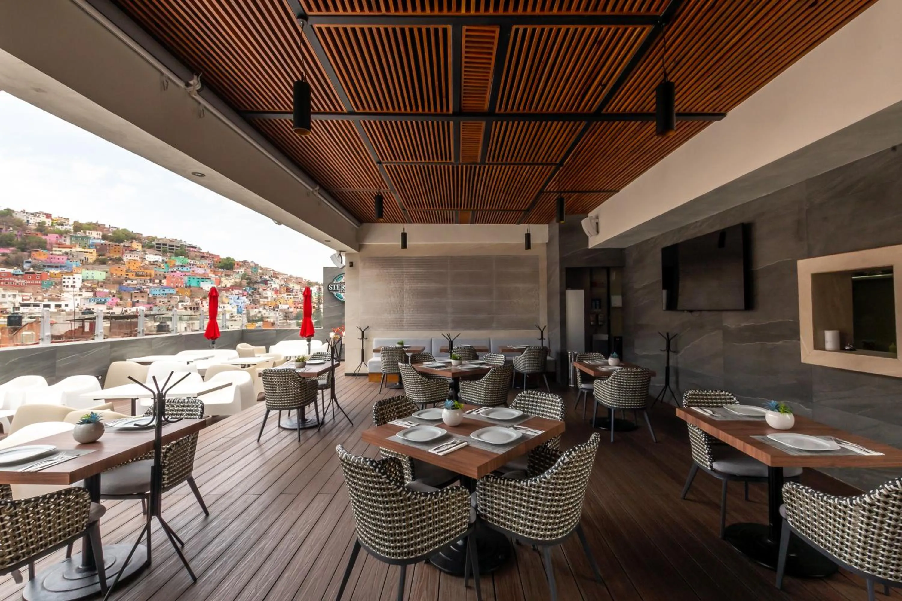 Restaurant/places to eat in Nueve 25 Hotel Boutique