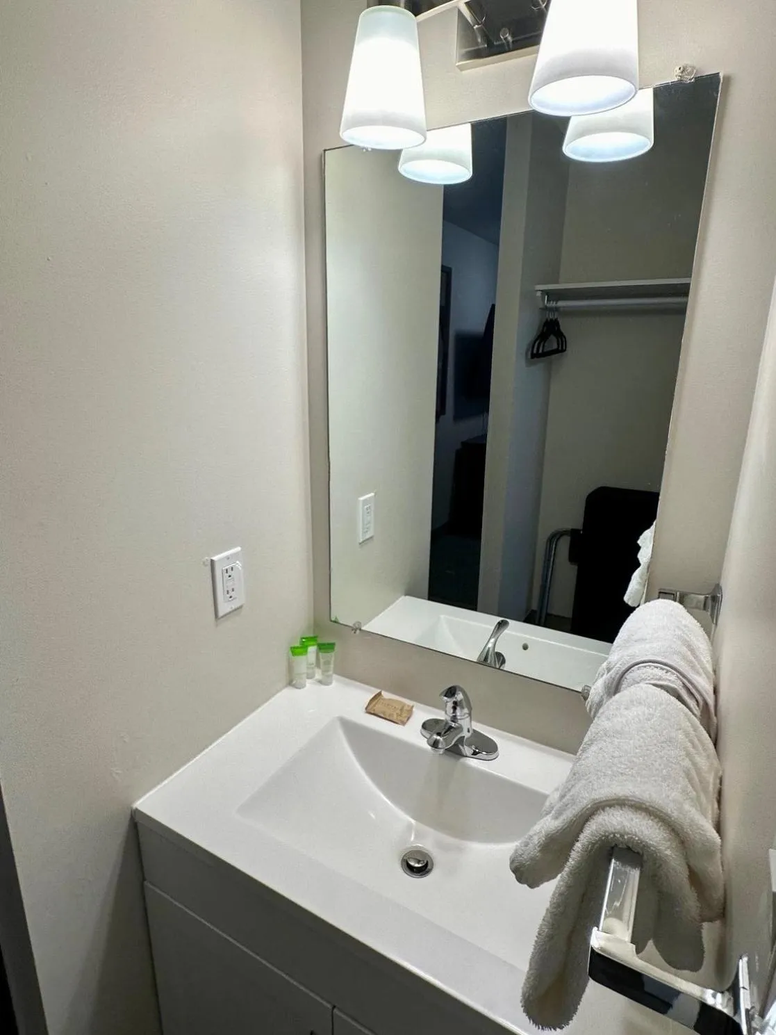 Bathroom in Anavada Inn & Suites - Grande Prairie