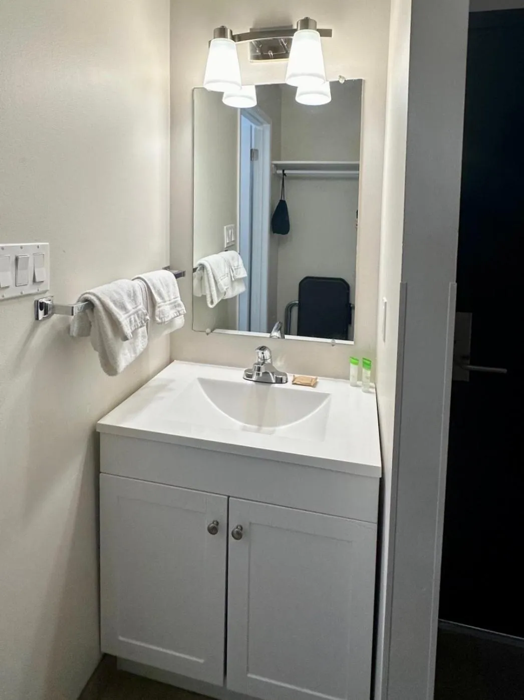 Bathroom in Anavada Inn & Suites - Grande Prairie