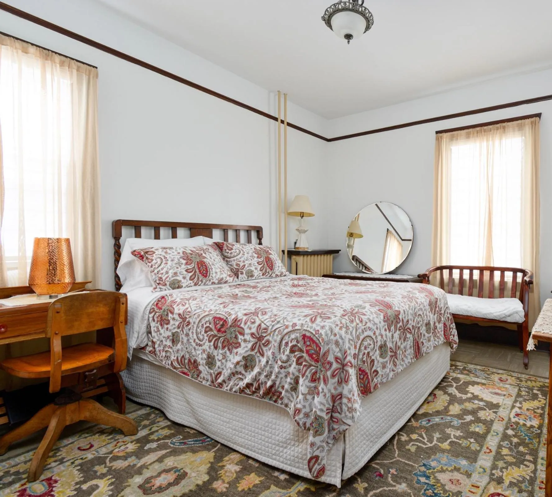 Bedroom, Bed in Royal Hotel Sydney