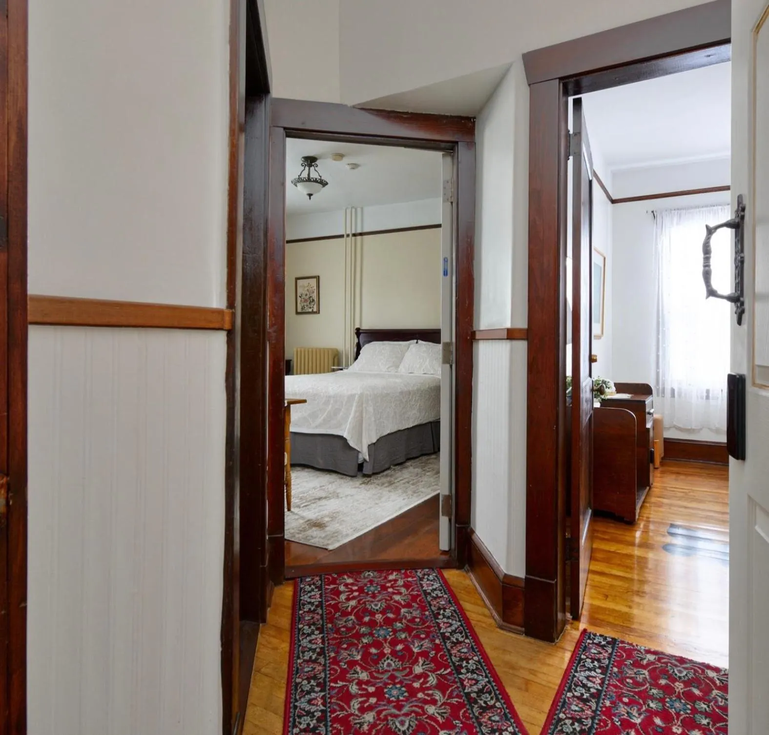 Bedroom, Bed in Royal Hotel Sydney