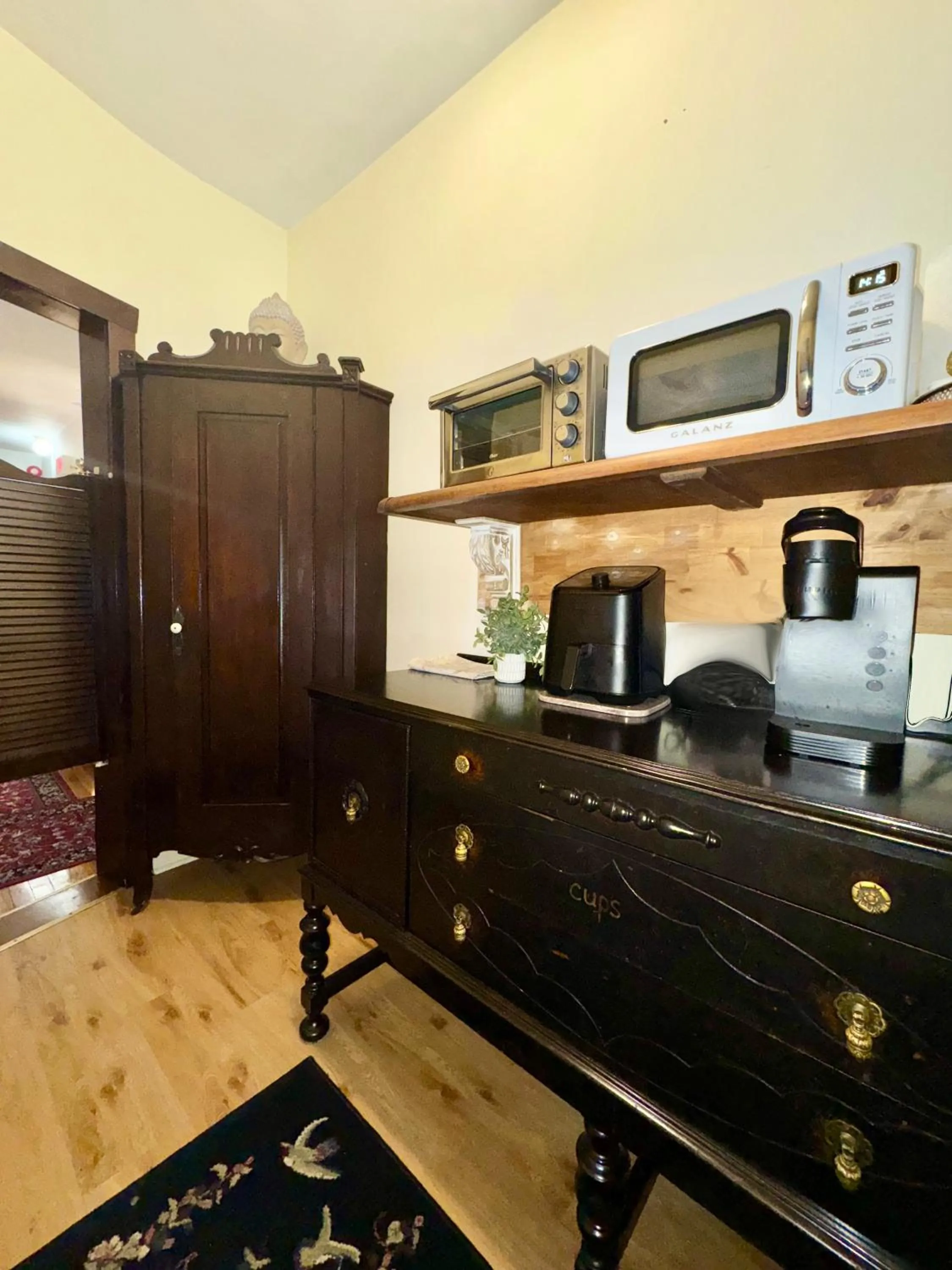 Kitchen or kitchenette in Royal Hotel Sydney