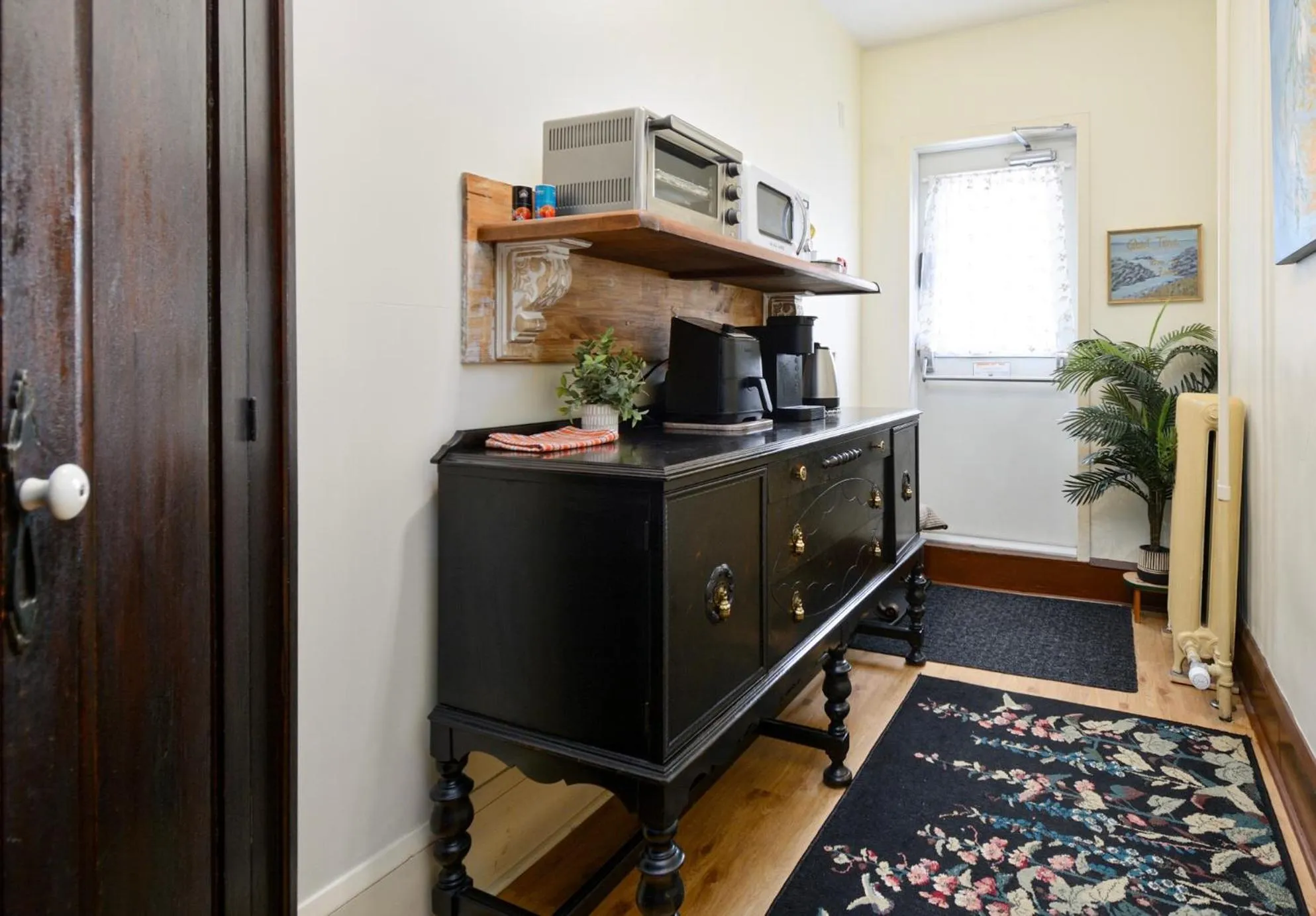 Kitchen or kitchenette in Royal Hotel Sydney