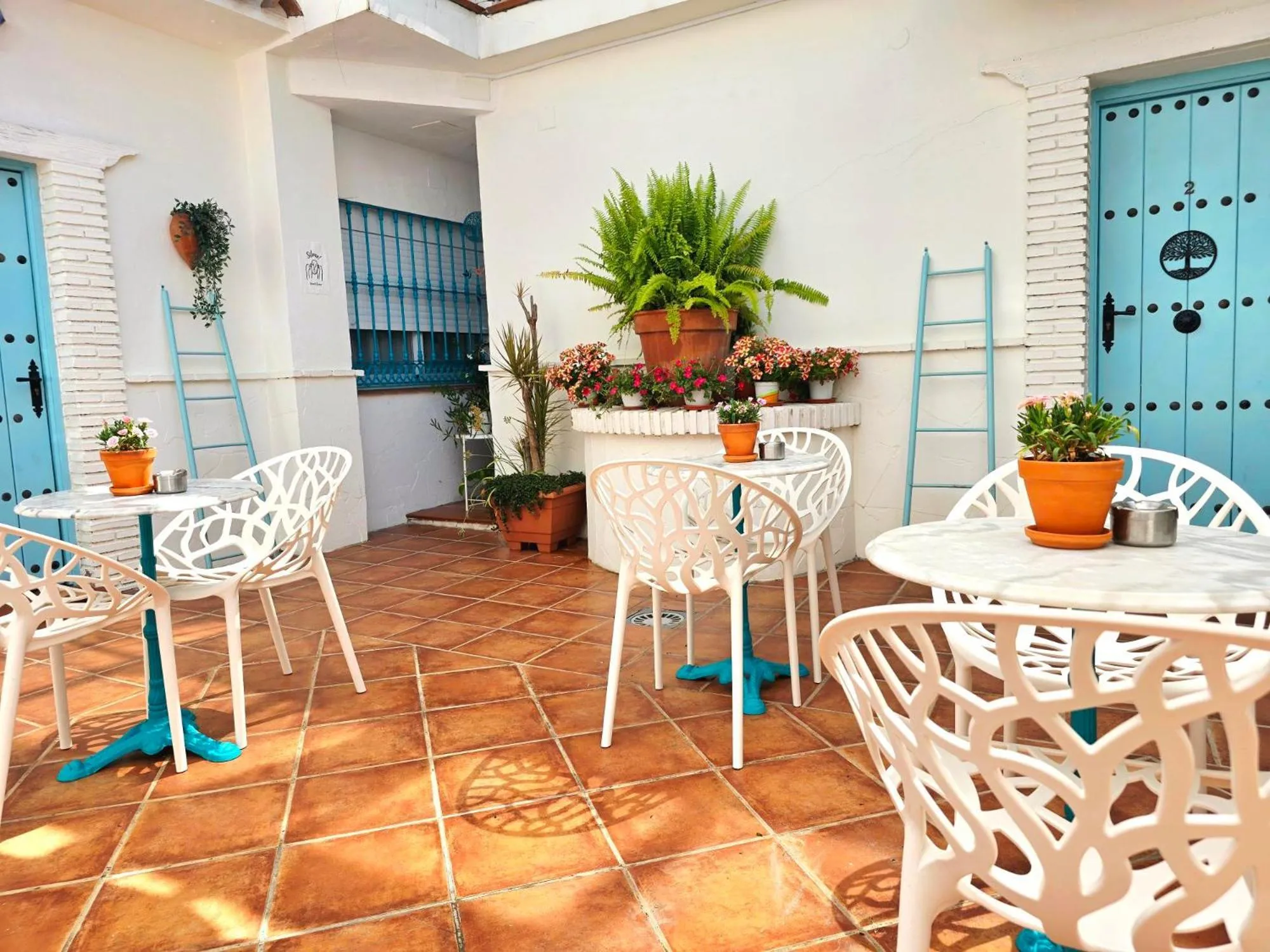 Inner courtyard view in El Nogal Home