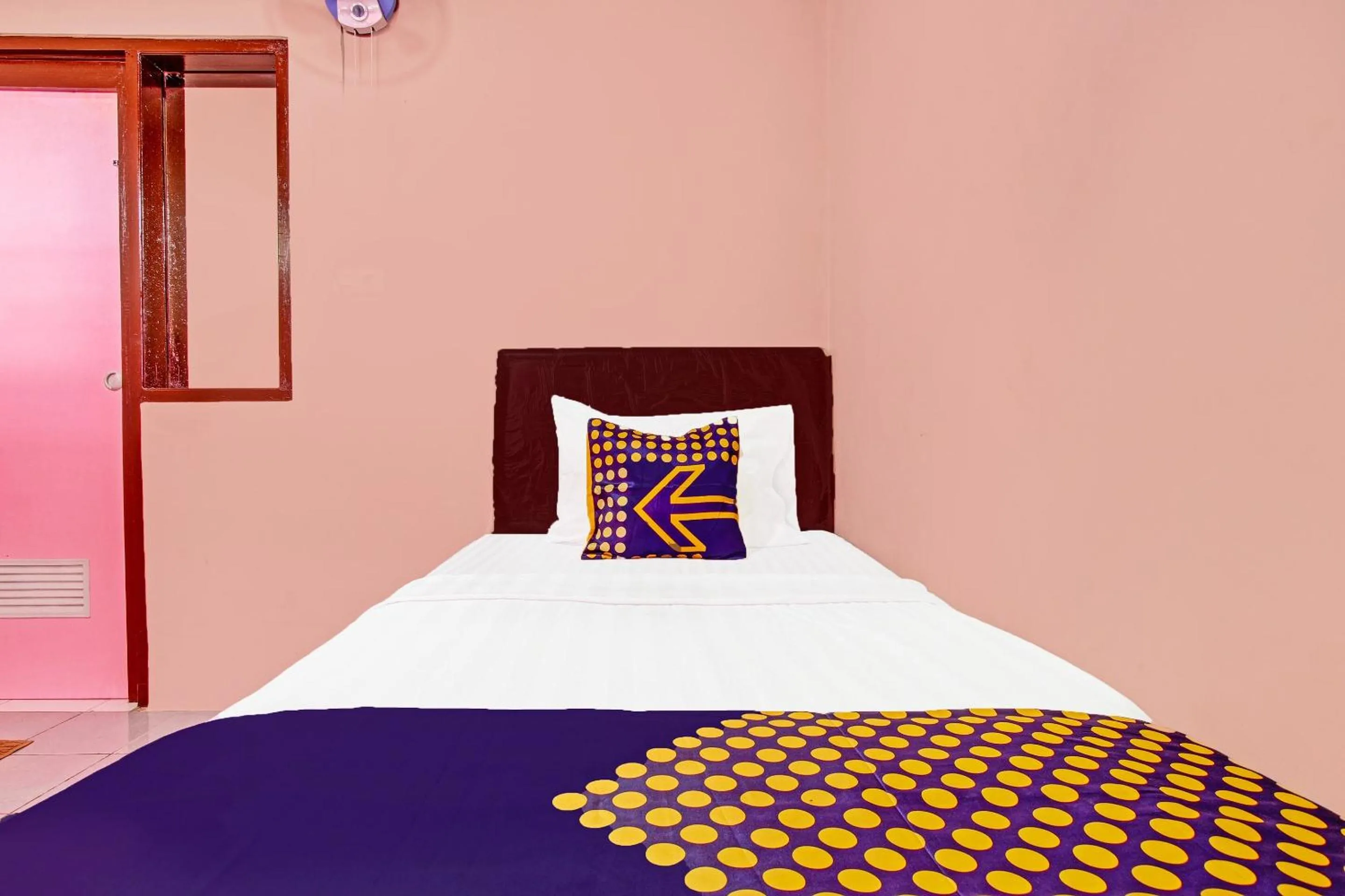 Bedroom in Hotel O Guest House Mustika Syariah Near alun alun kota purwokerto