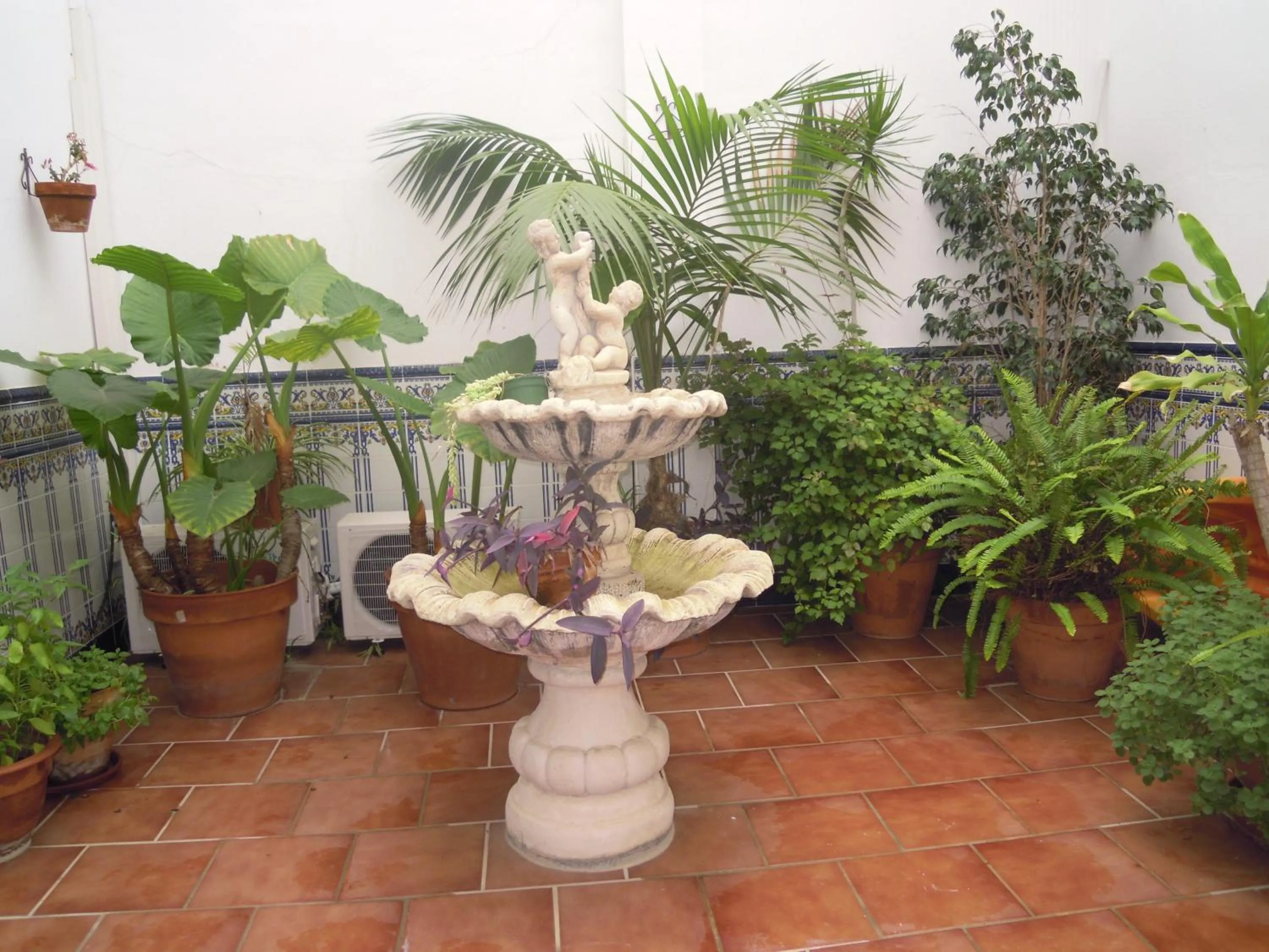 Decorative detail in Hostal Moscatel