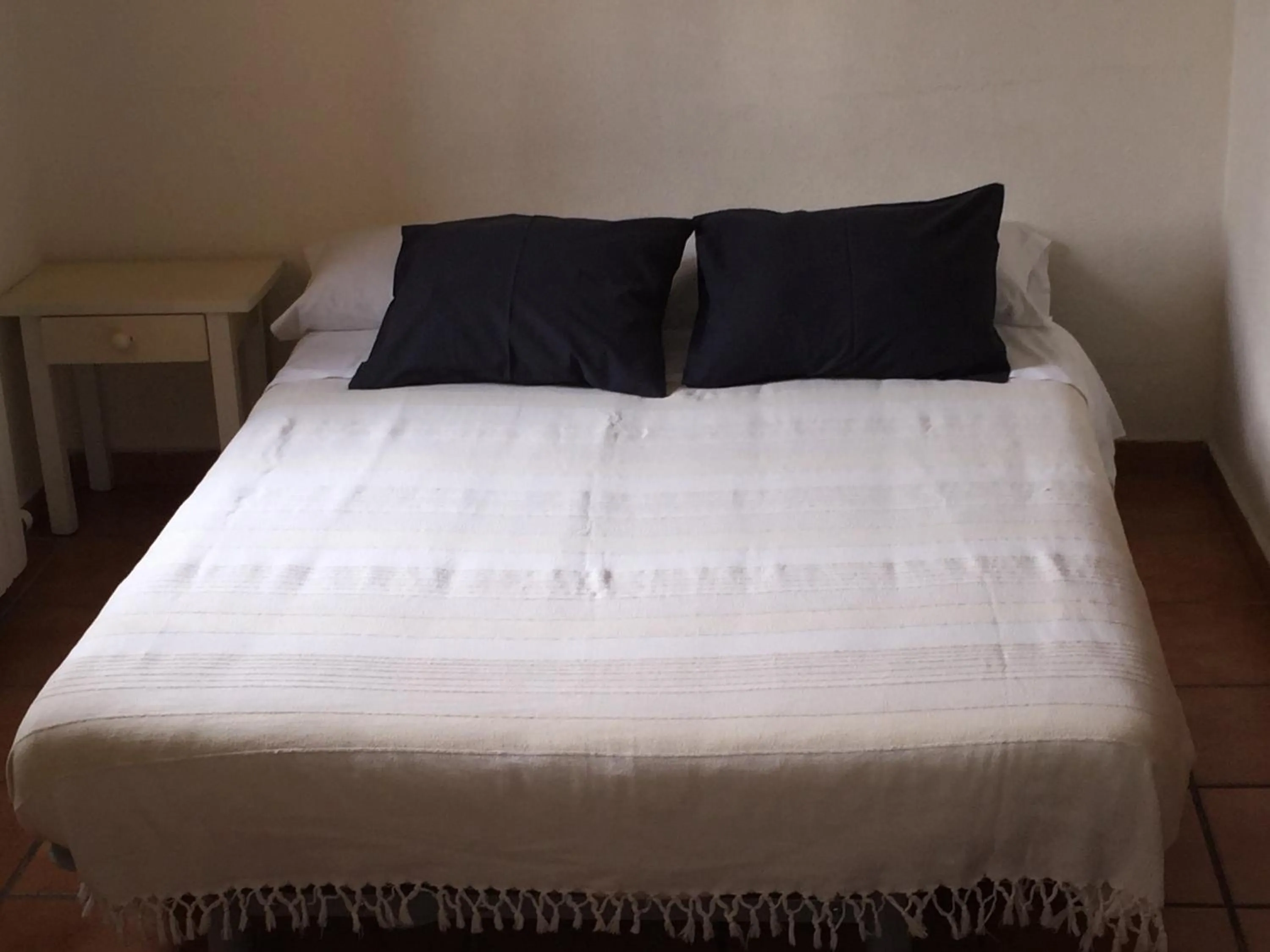 Bed in Hostal Moscatel