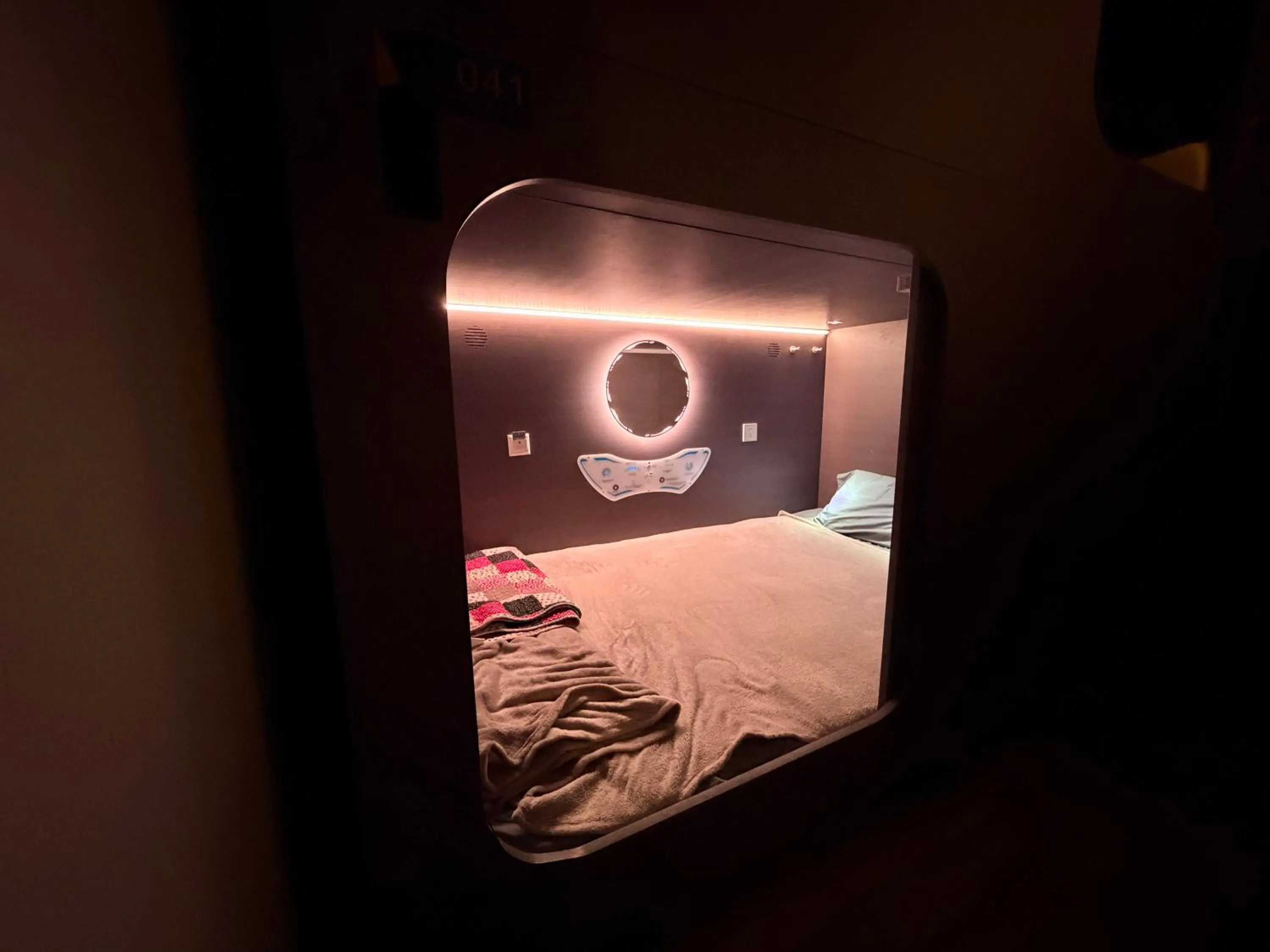 Bed in Q FOX BLACK DIAMOND HOTEL