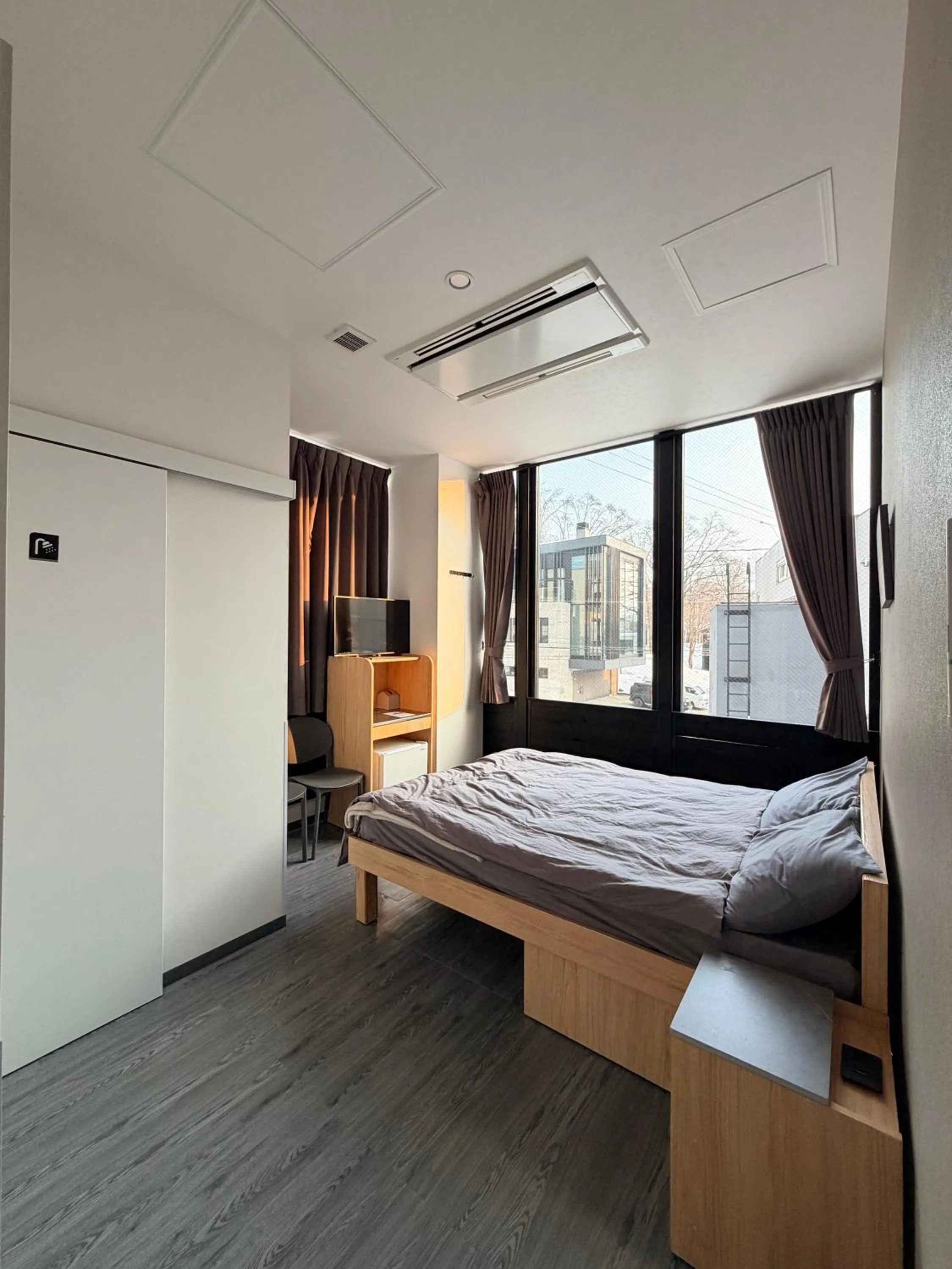 Off site in Q FOX BLACK DIAMOND HOTEL