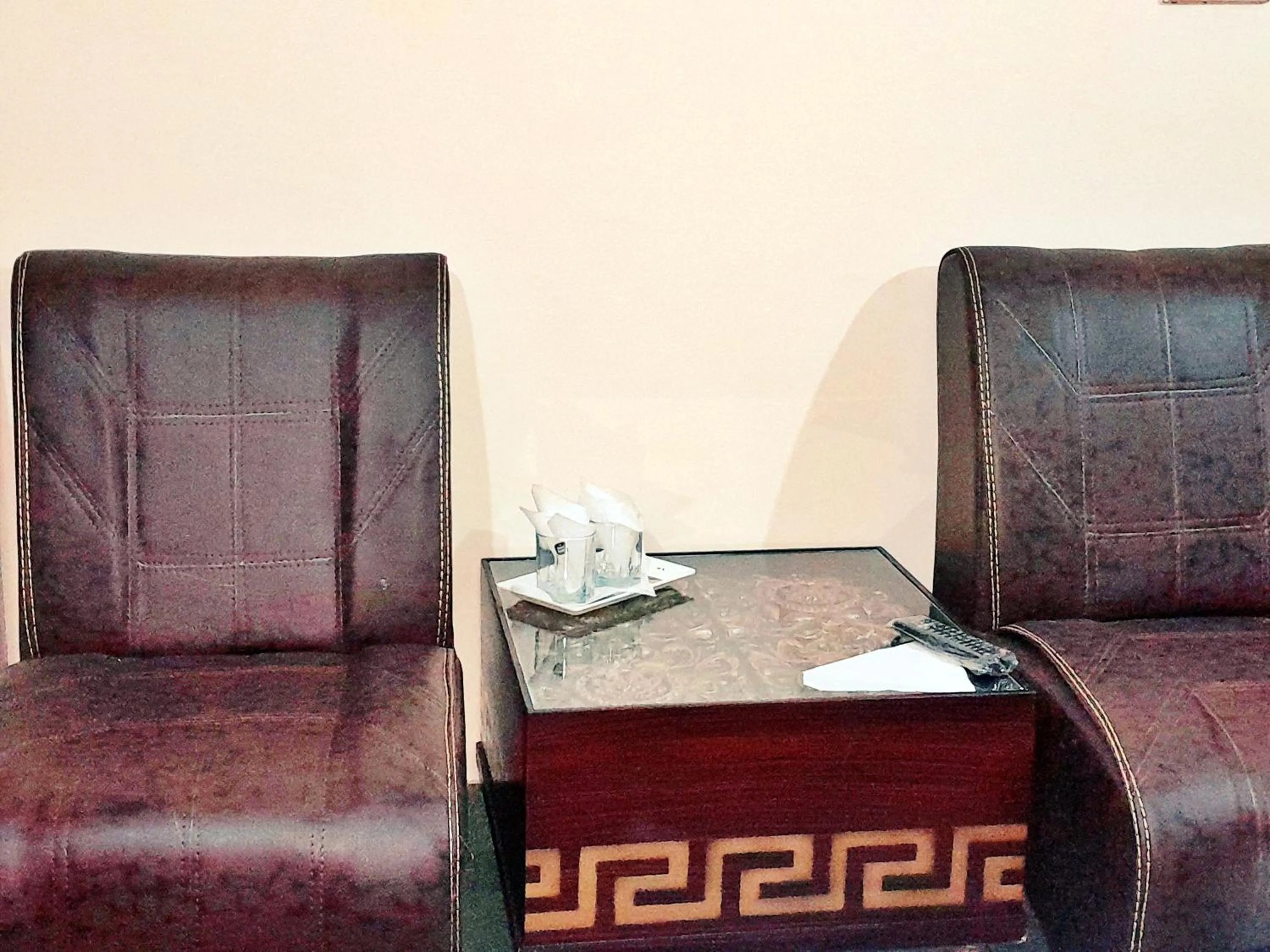 Hotel Rose One Lahore