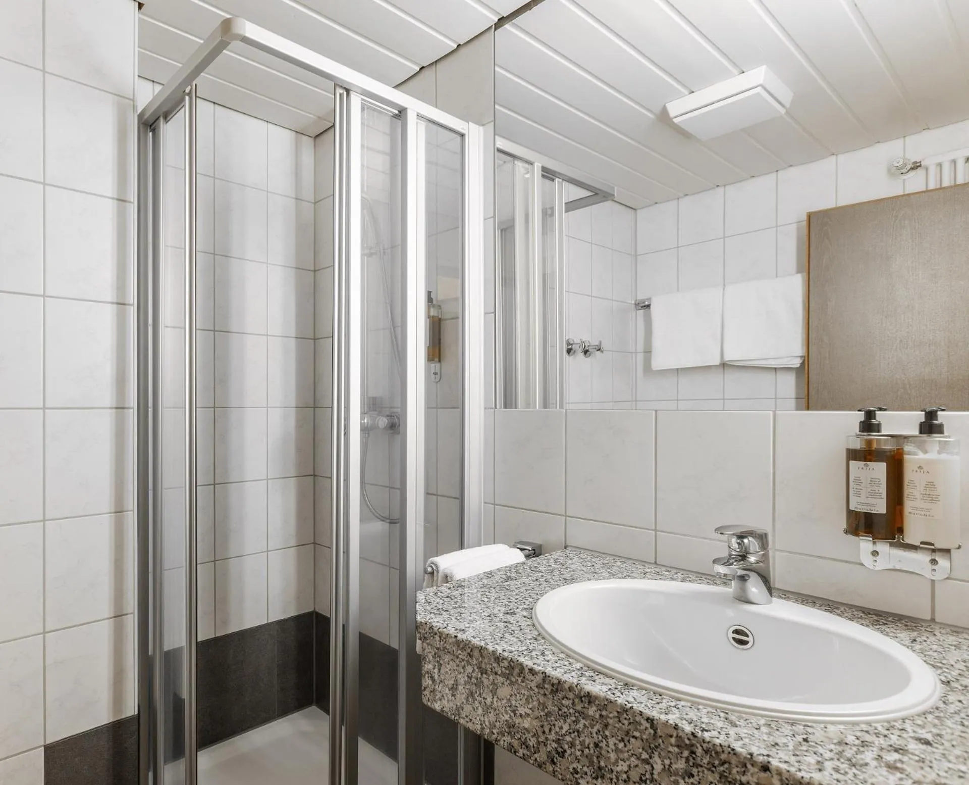 Bathroom in Brauereigasthof Hofmark