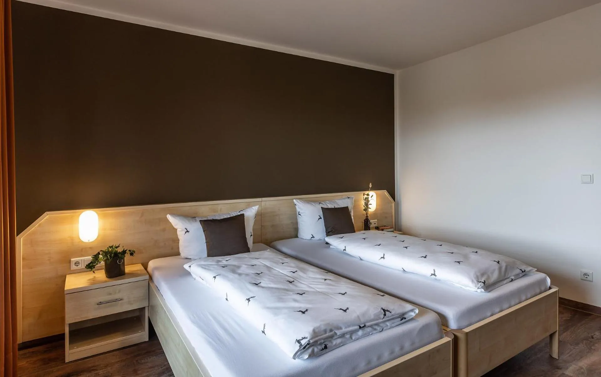 Bedroom, Bed in Brauereigasthof Hofmark