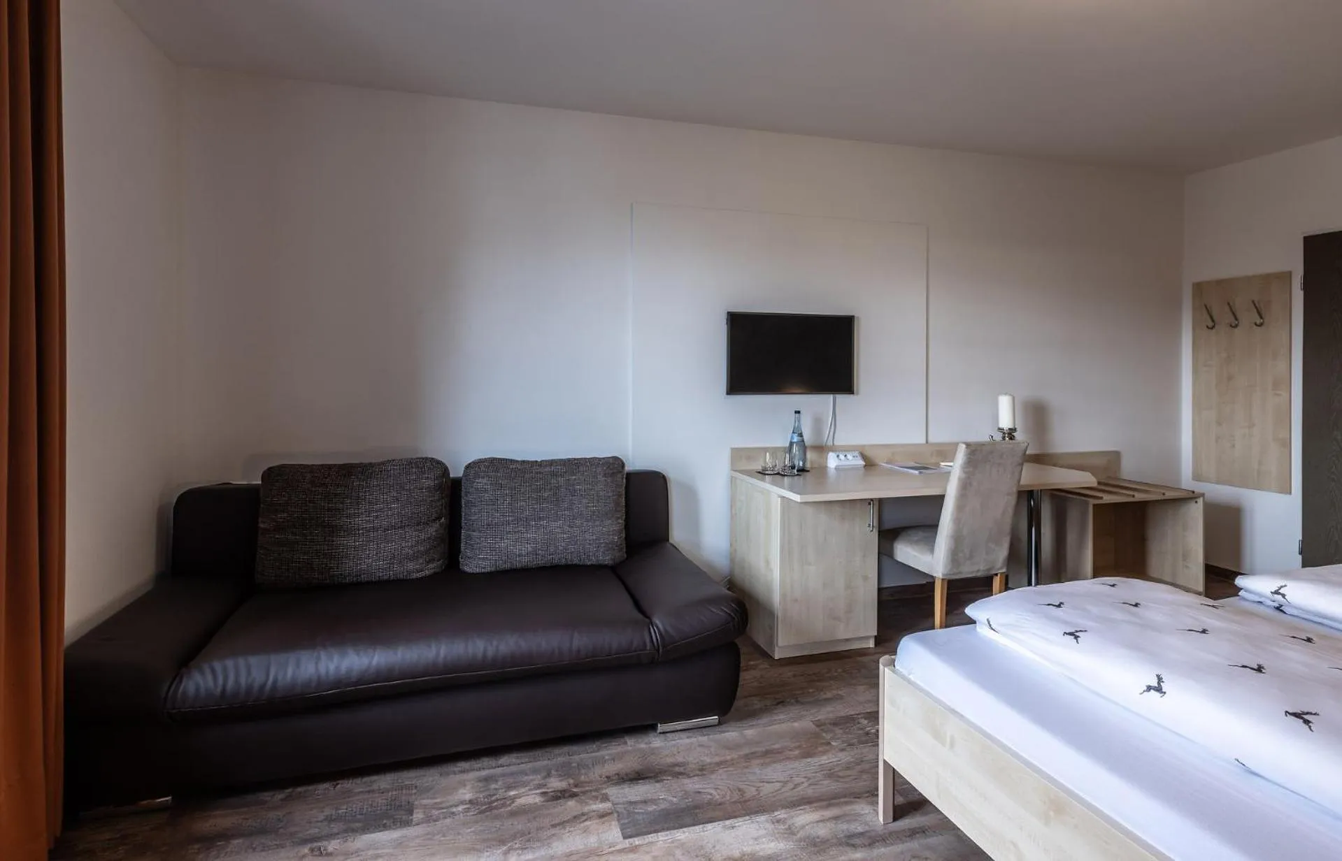 Seating area, Bed in Brauereigasthof Hofmark