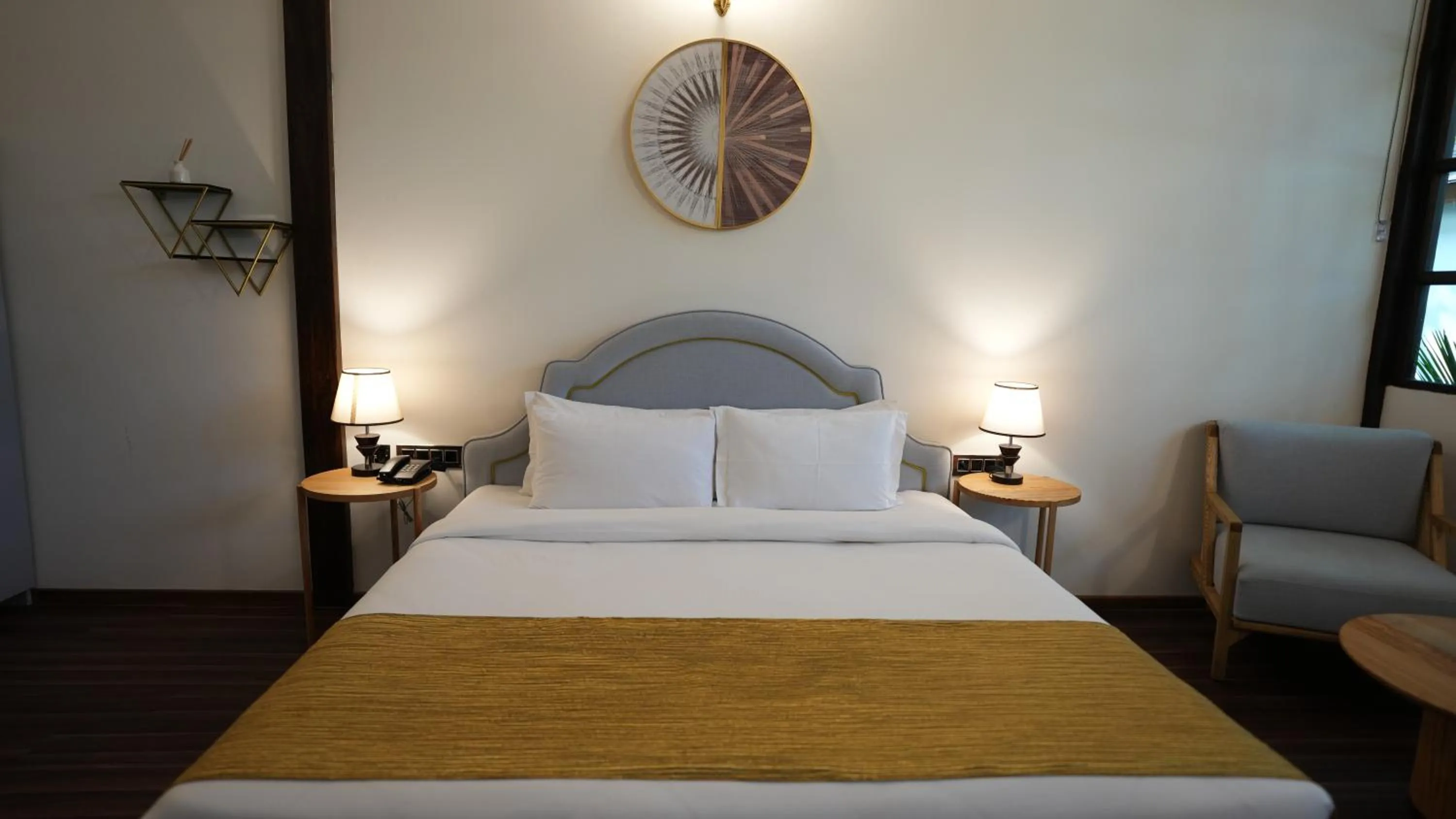 Bed in Prive by Whiteflower