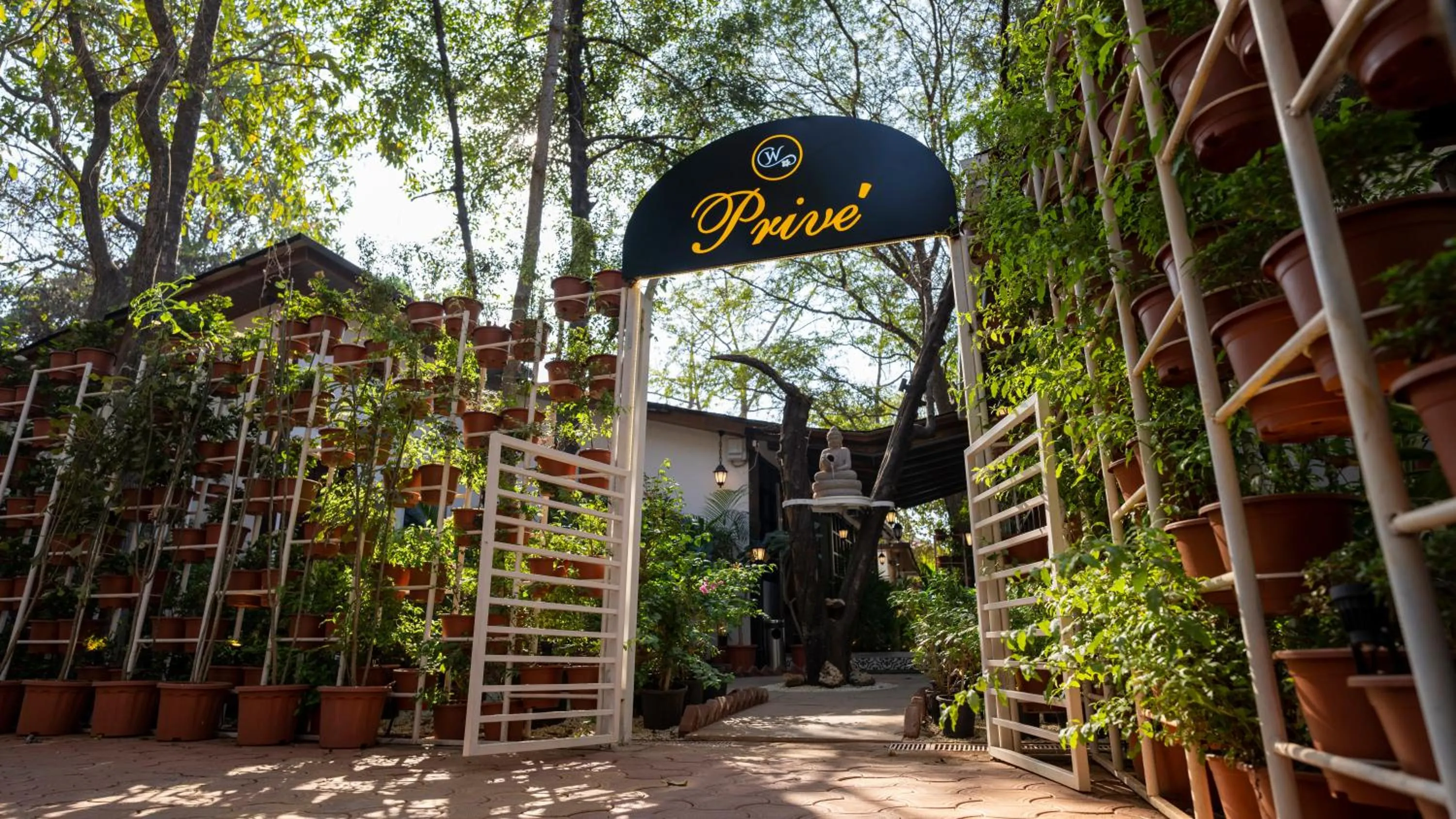 Property building in Prive by Whiteflower