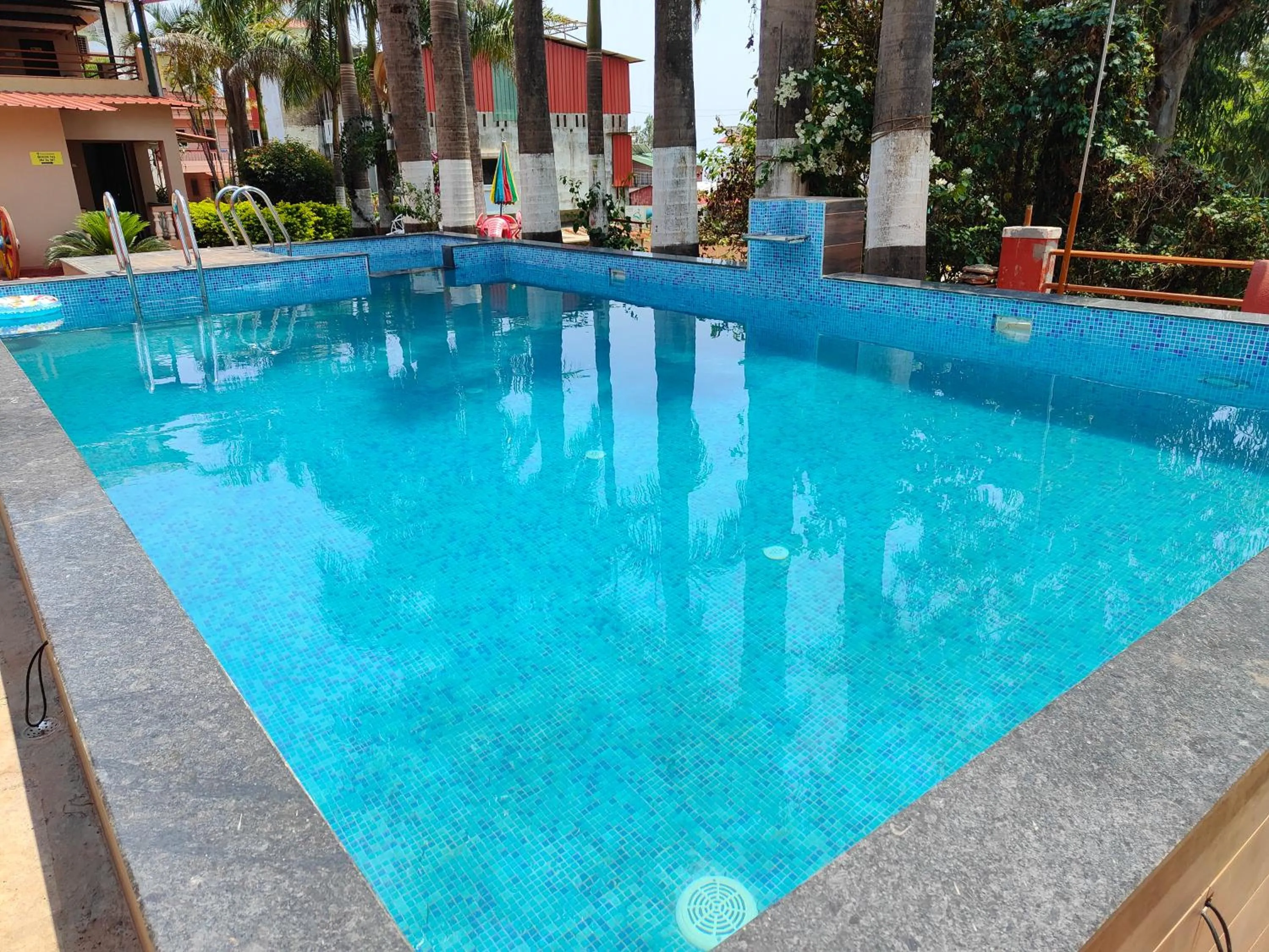Swimming pool in Saga Resort
