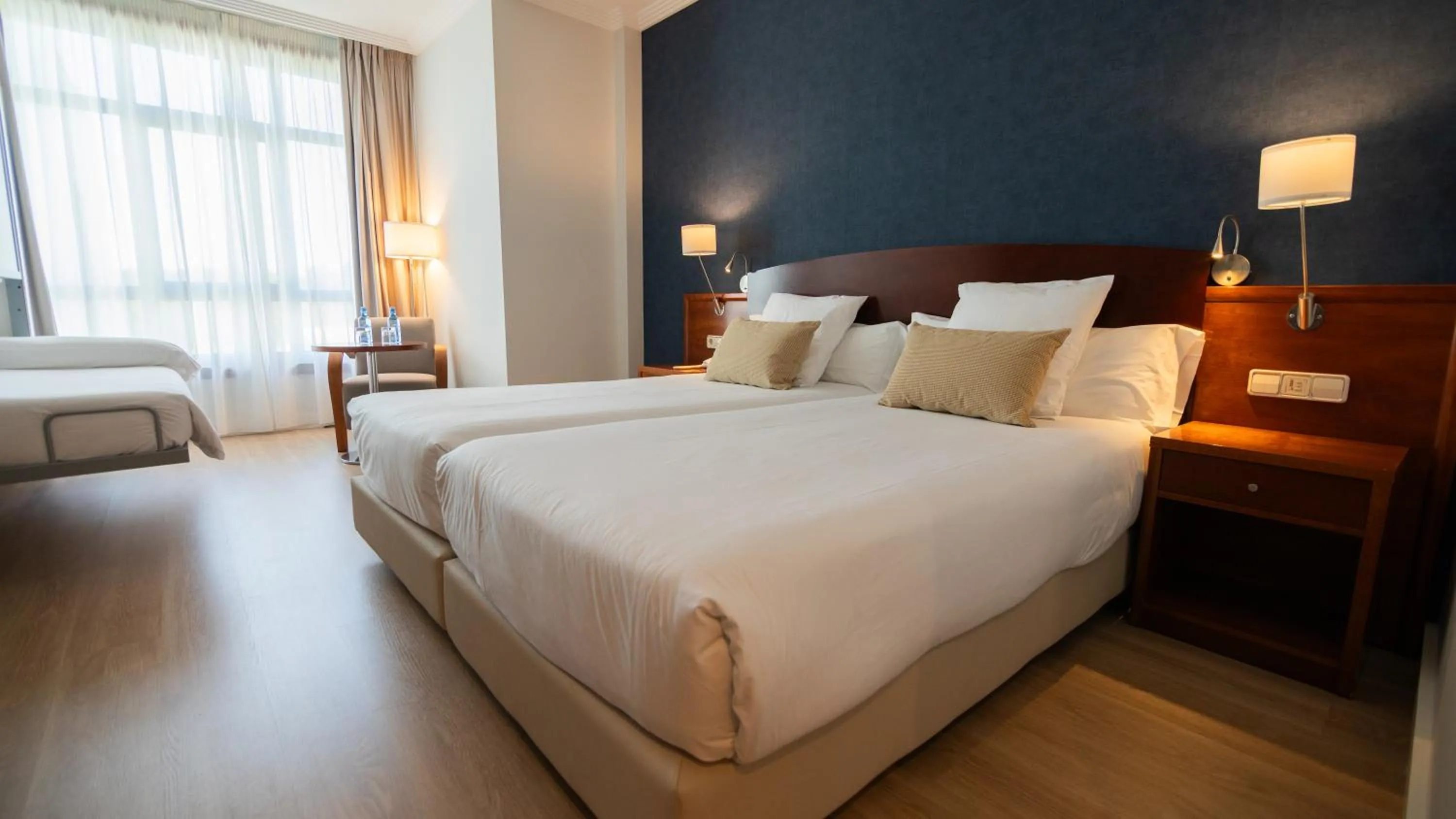 Property building, Bed in Hotel Spa Galatea