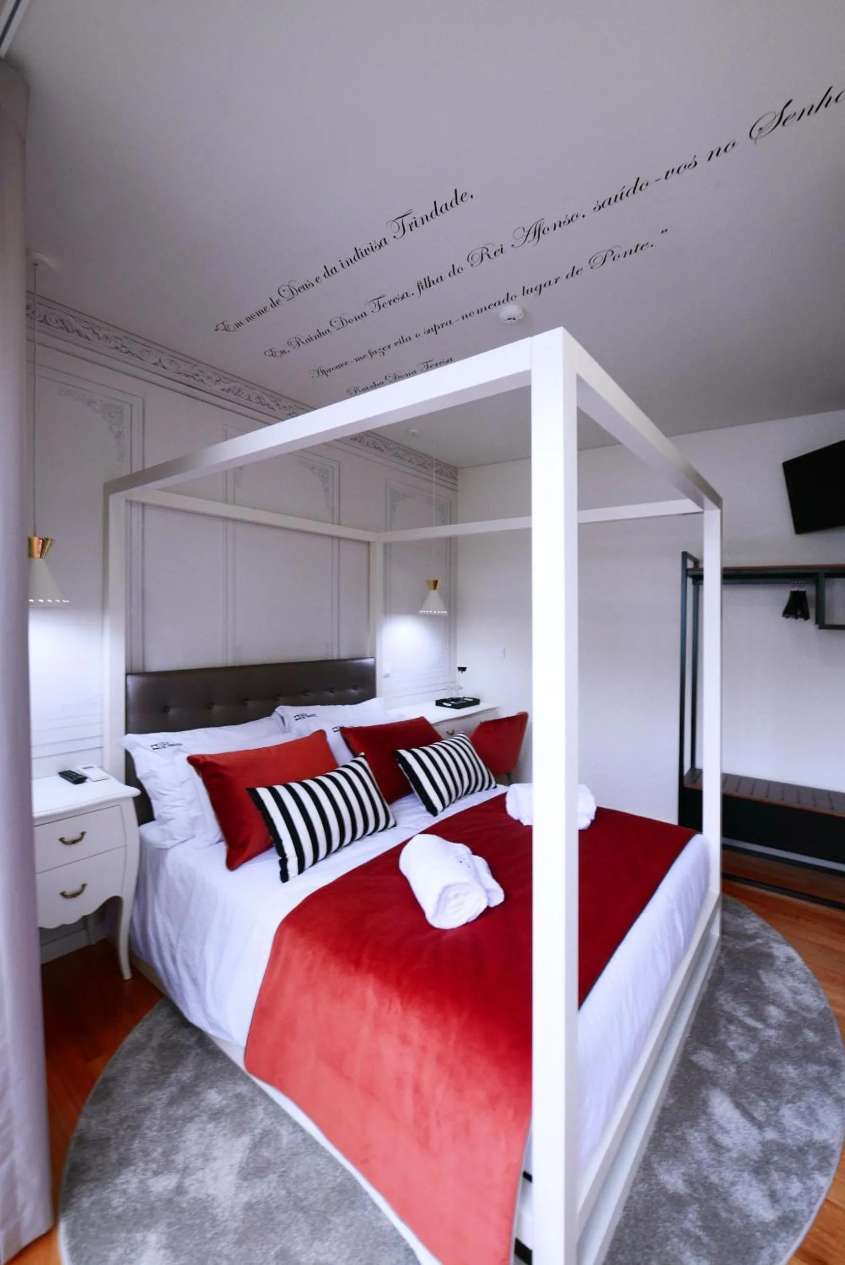 Bed in VILA DE PONTE GUEST HOUSE