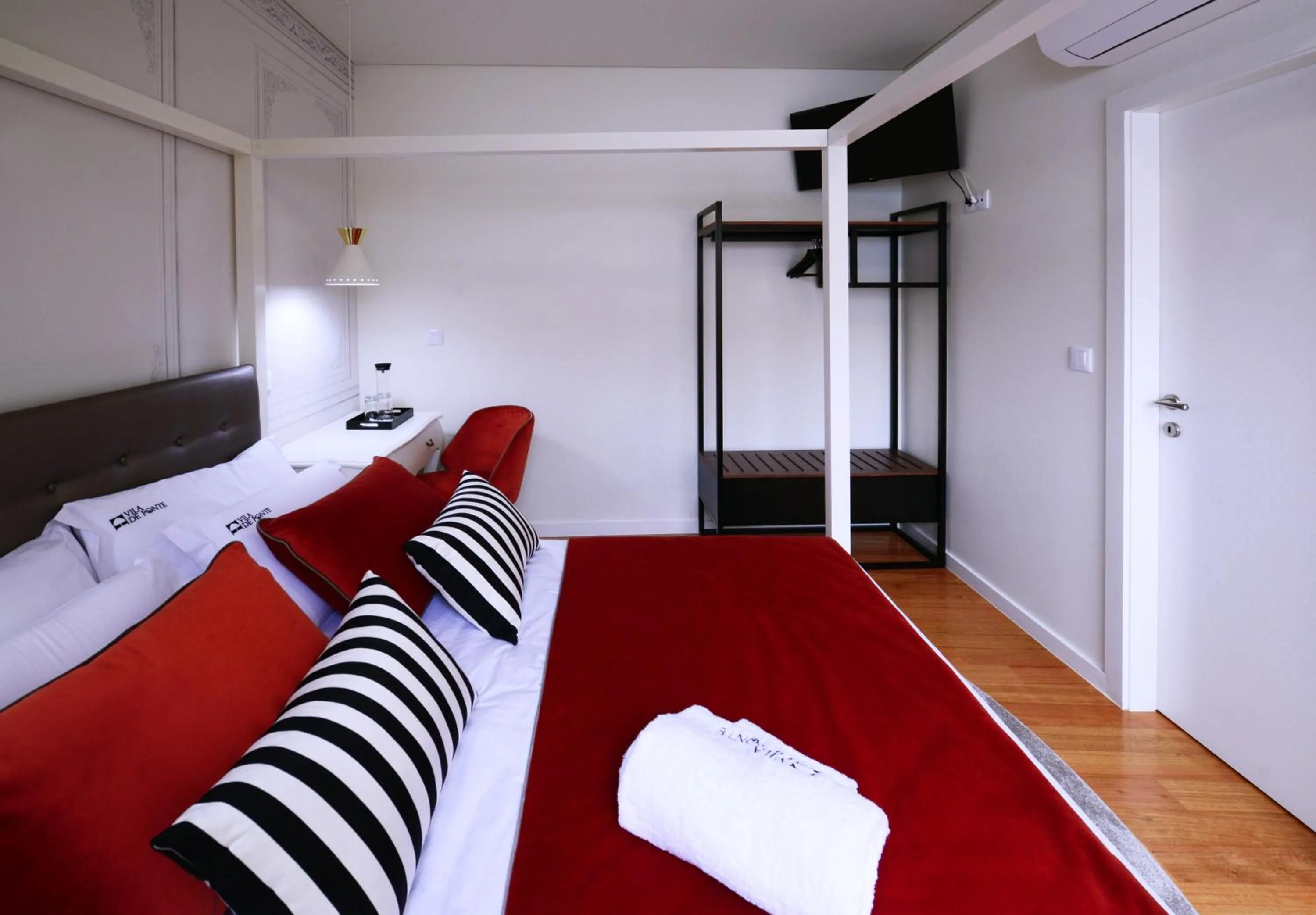 Bed in VILA DE PONTE GUEST HOUSE