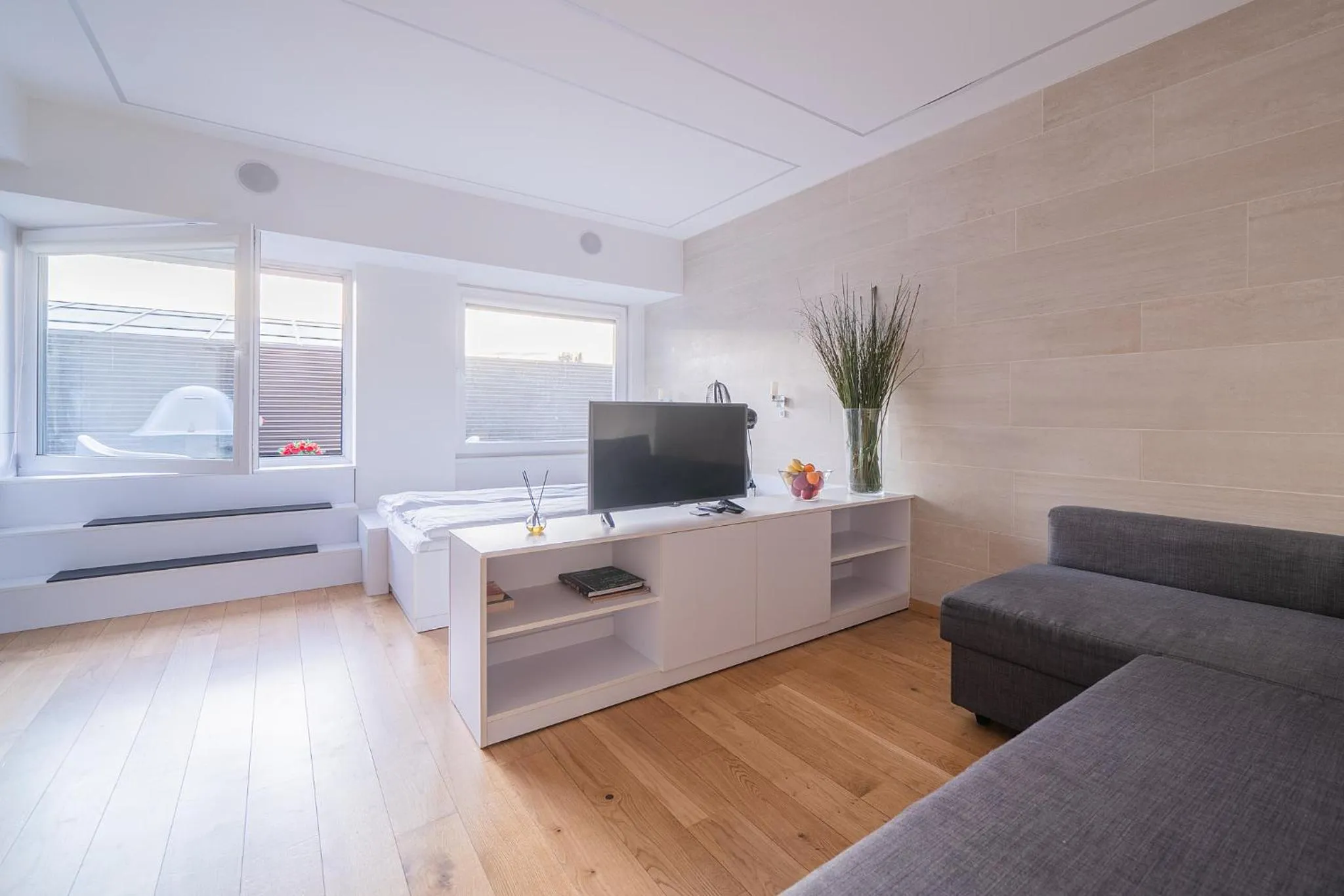 TV and multimedia in Gynėjų Self Check-in Apartments - Lollo Stay