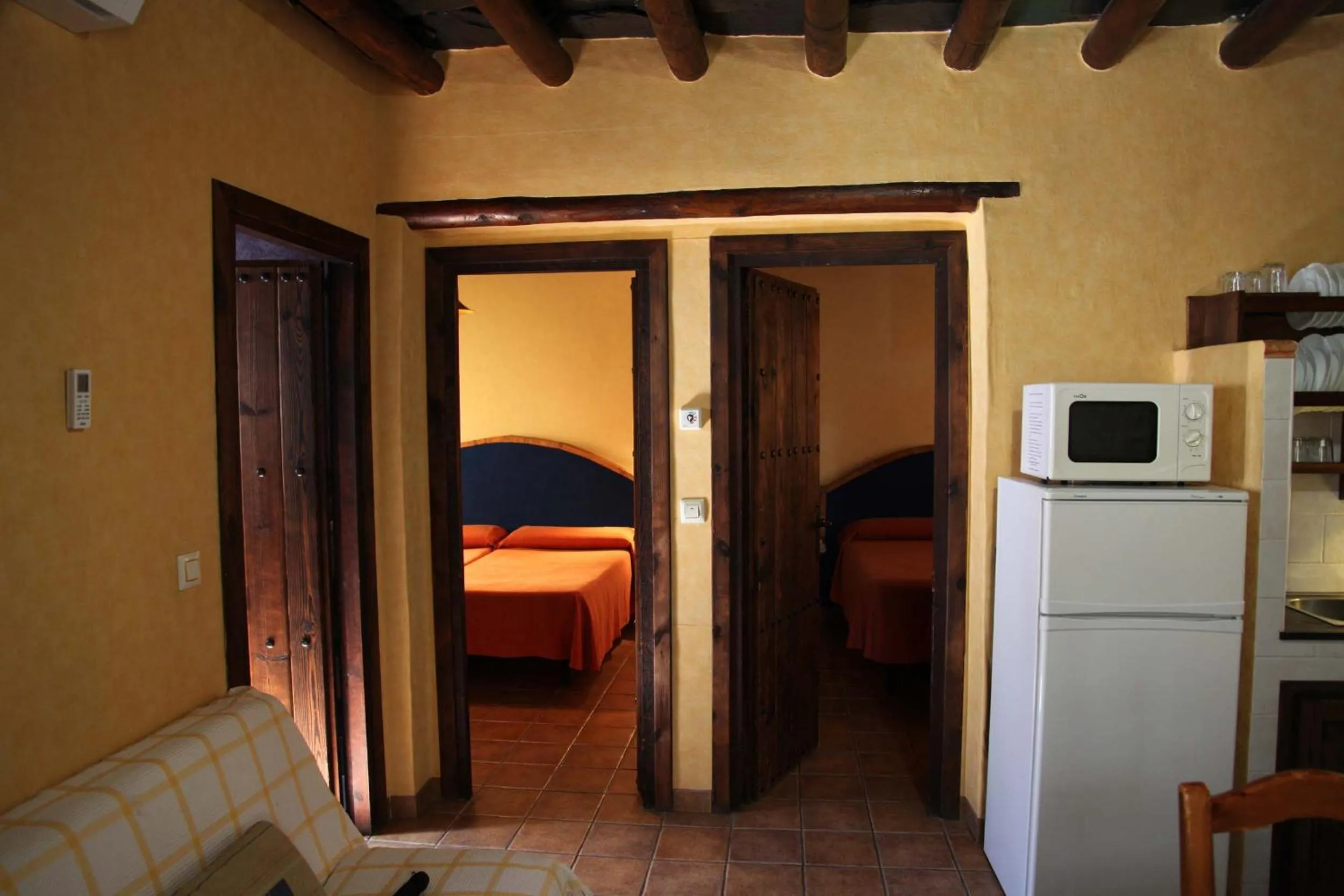 Living room, Bed in Turismo Rural & SPA El Cercado