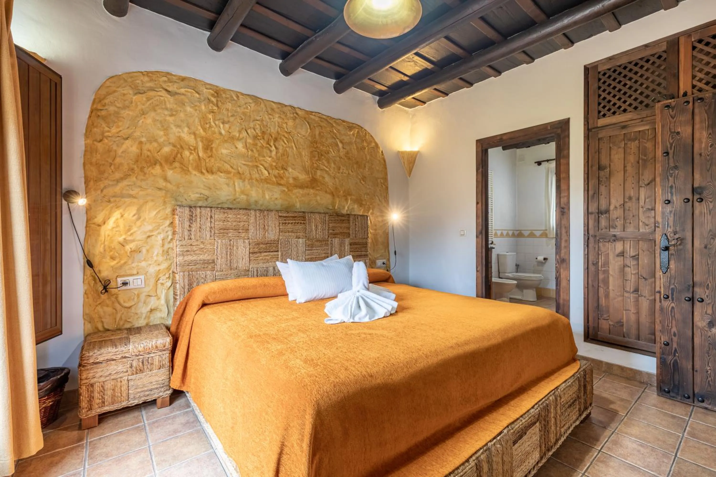 Bed in Turismo Rural & SPA El Cercado