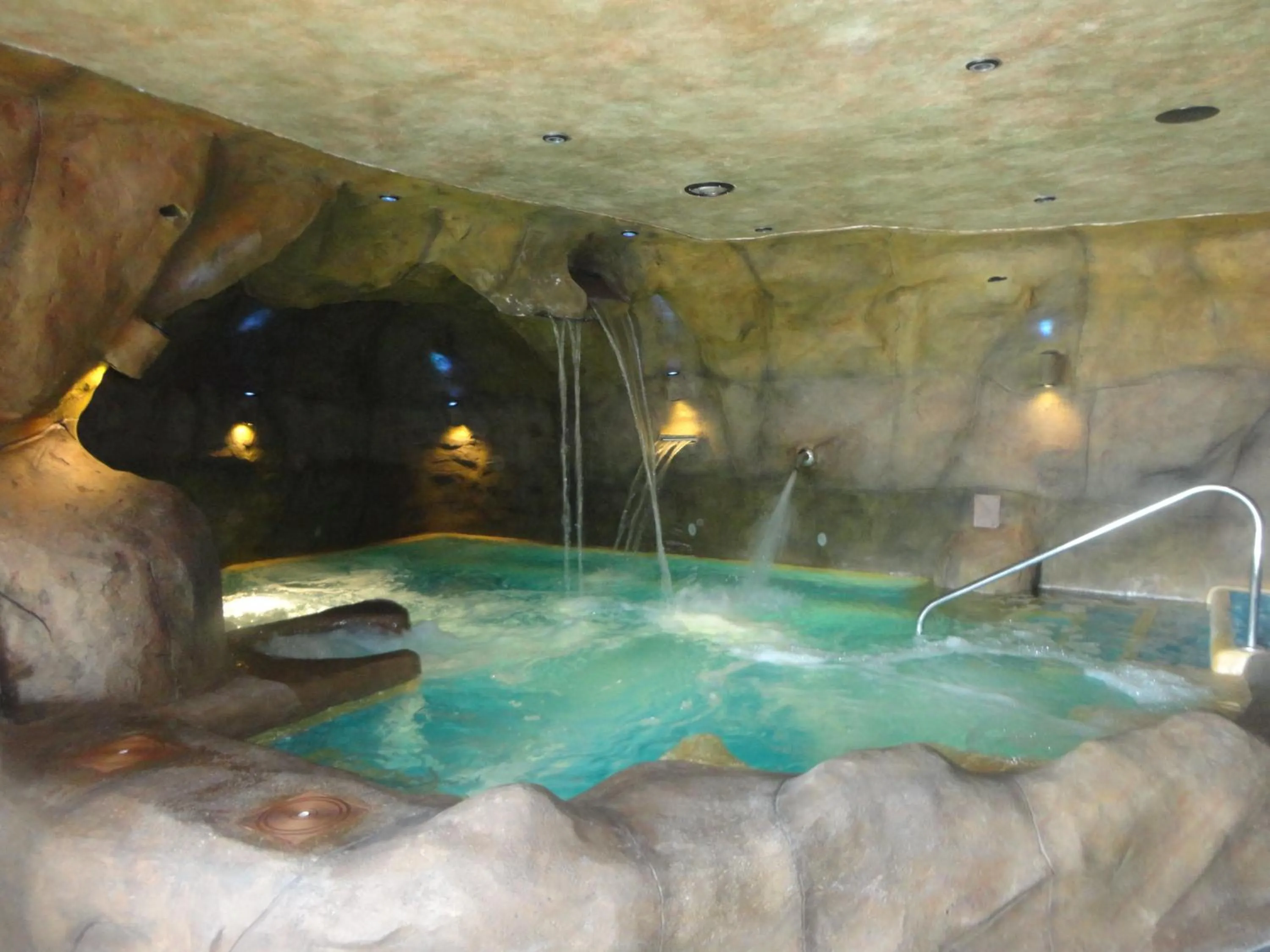 Spa and wellness centre/facilities in Turismo Rural & SPA El Cercado